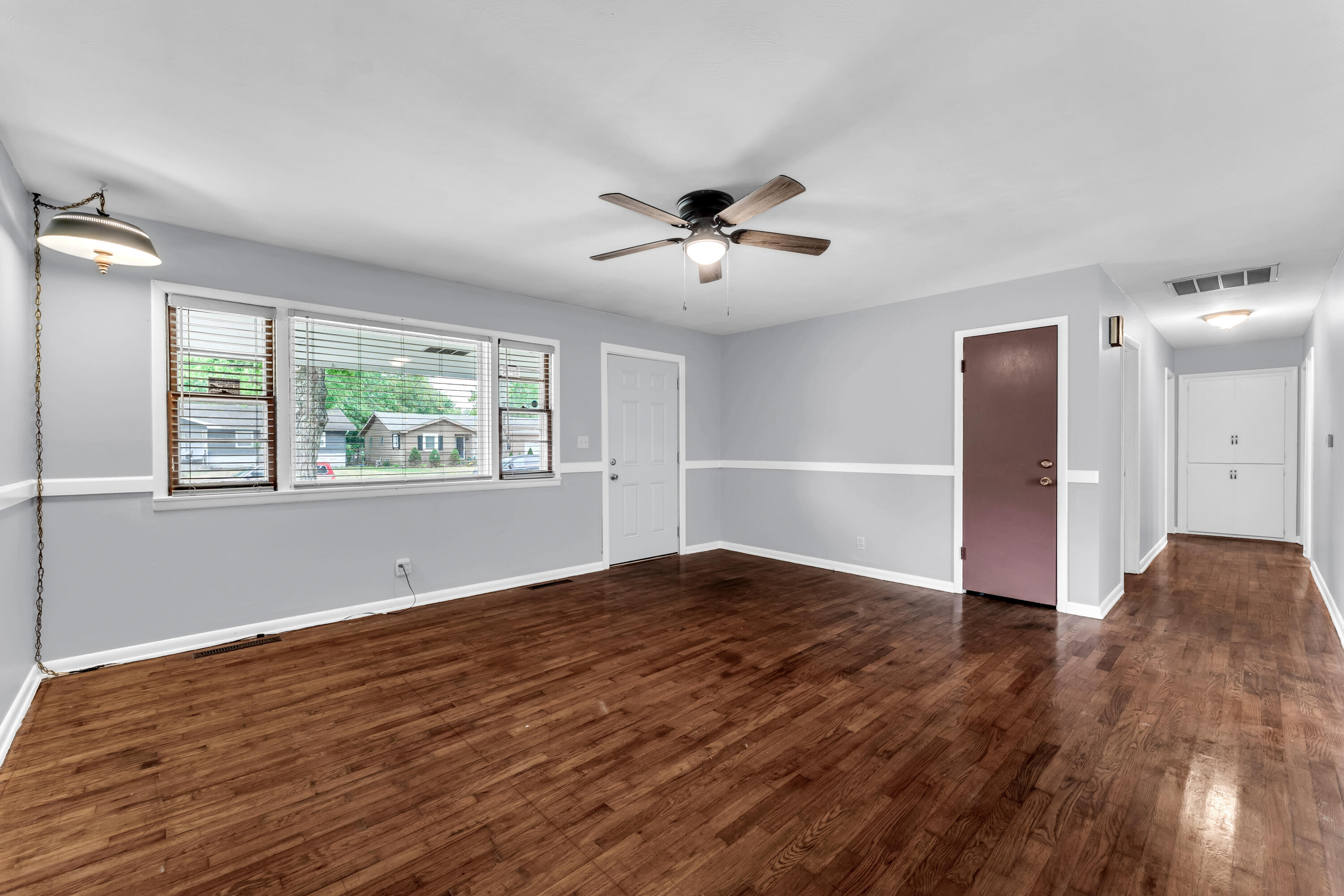 Photo 5 - Residential for sale – 2643 E Belmont Street  Springfield, MO