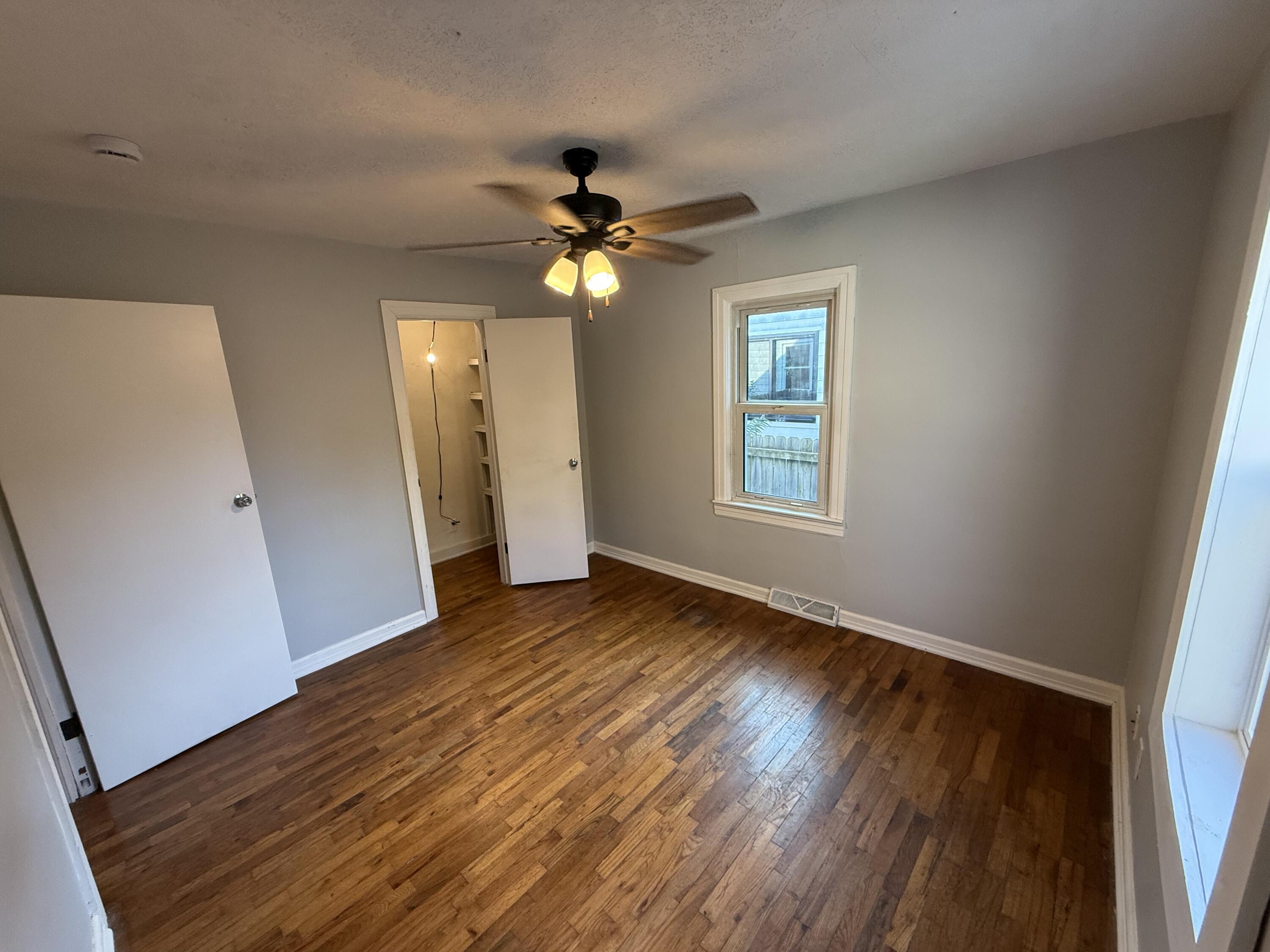 Photo 15 - Residential for sale – 2623 W Lincoln Street  Springfield, MO
