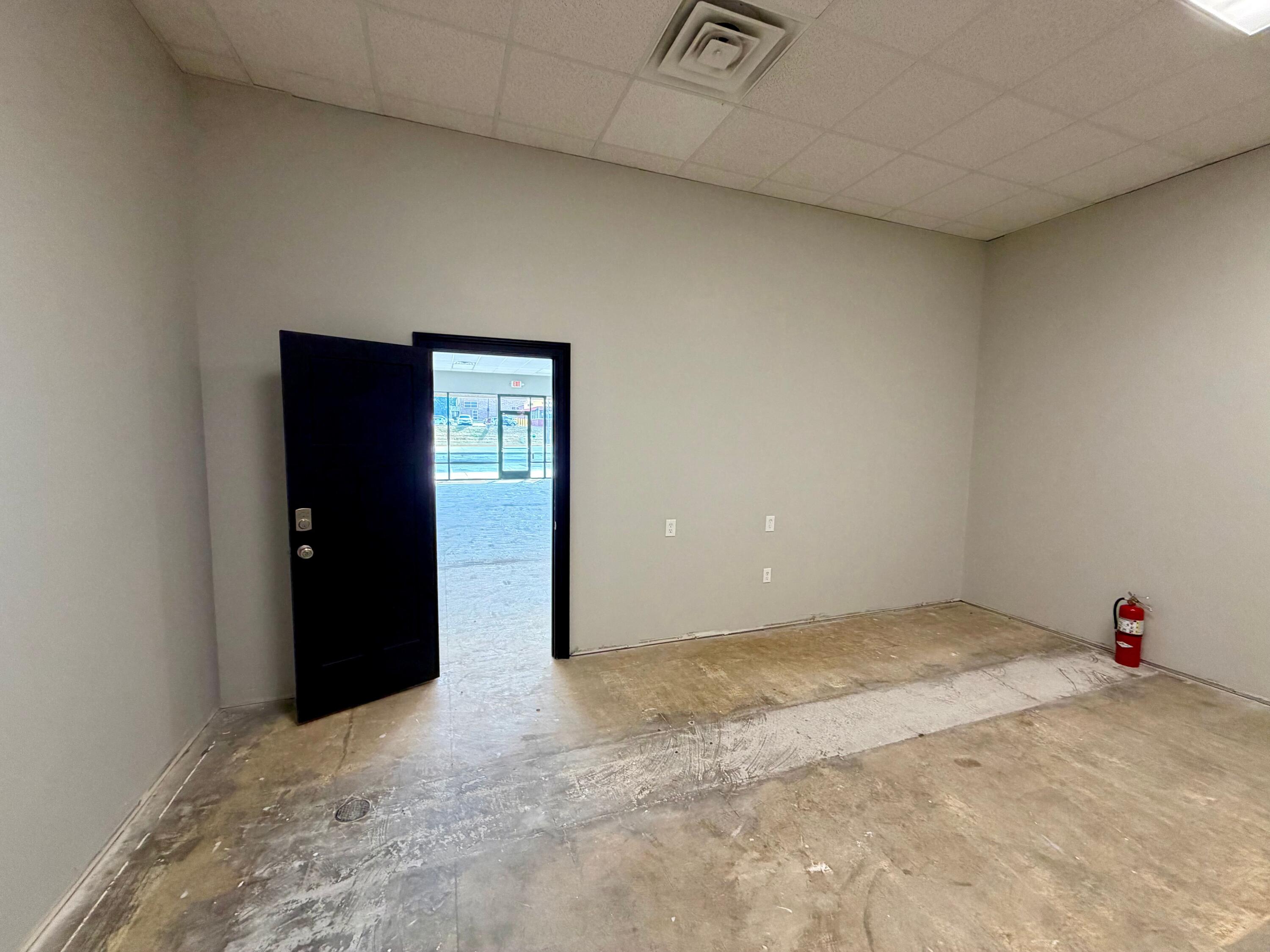 Photo 10 - Commercial Lease for sale – 4139 S National Avenue  Springfield, MO