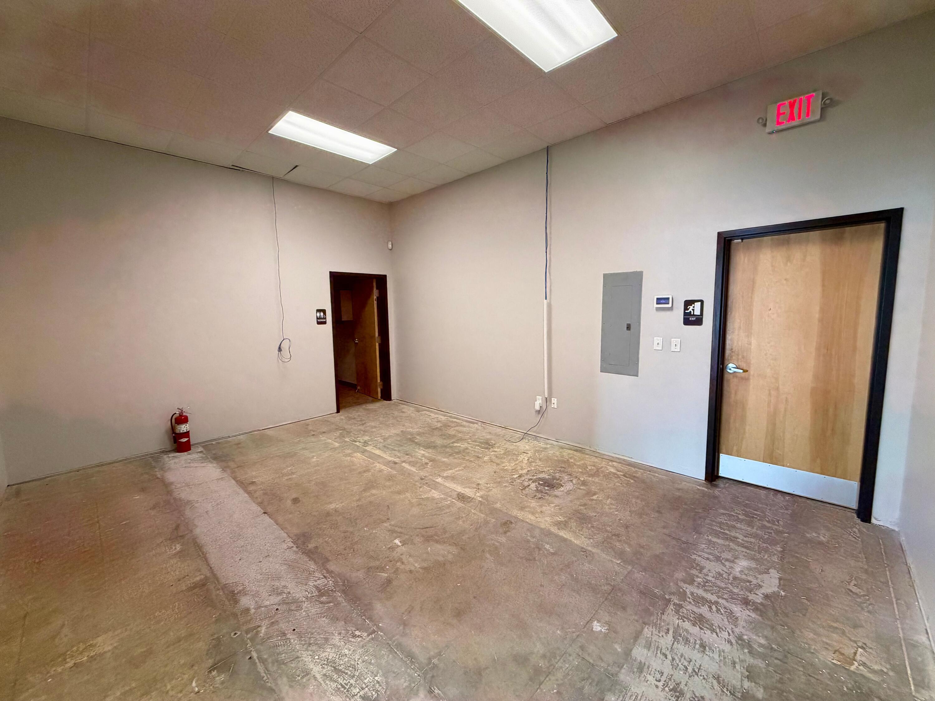 Photo 8 - Commercial Lease for sale – 4139 S National Avenue  Springfield, MO