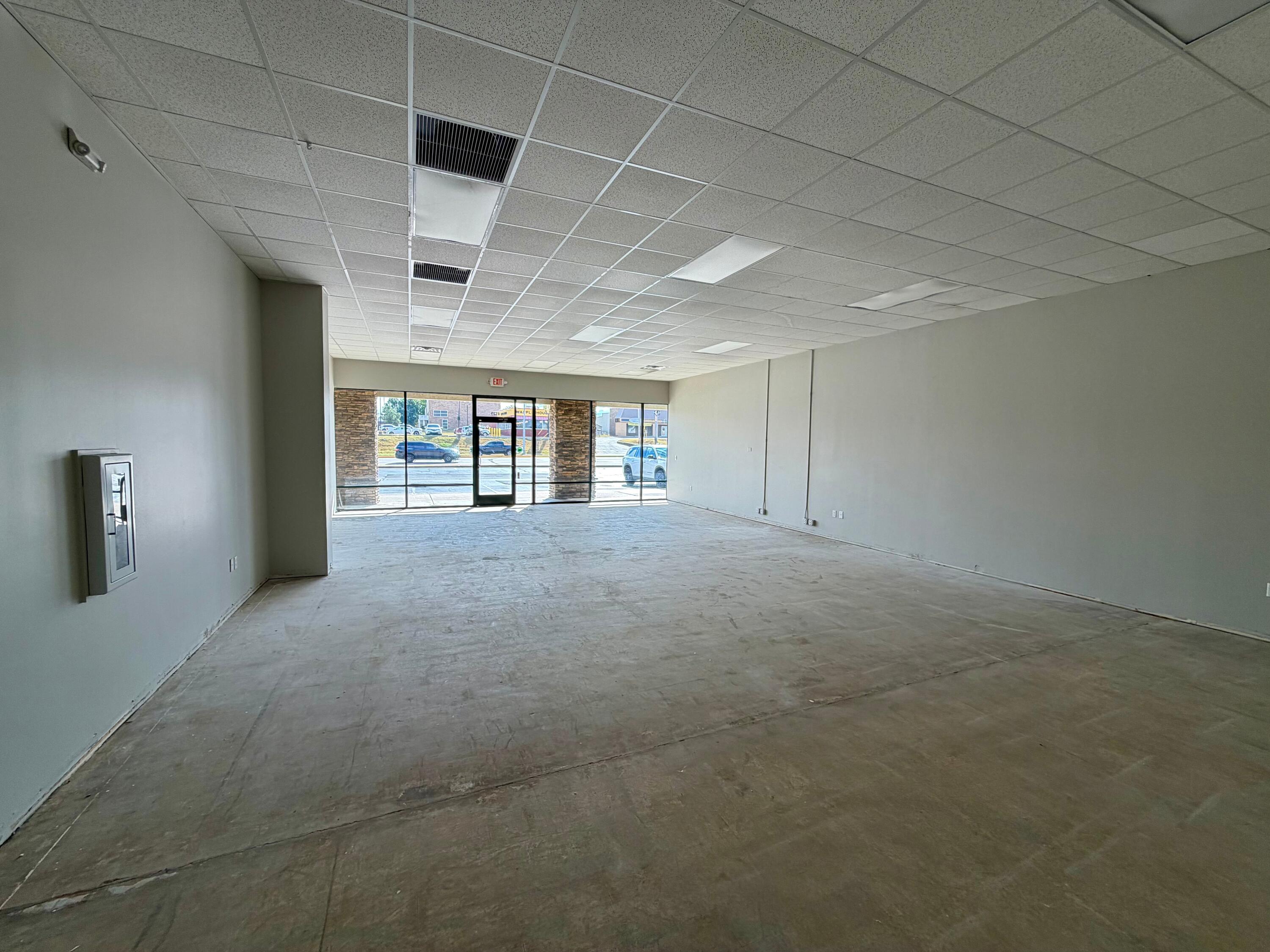Photo 7 - Commercial Lease for sale – 4139 S National Avenue  Springfield, MO