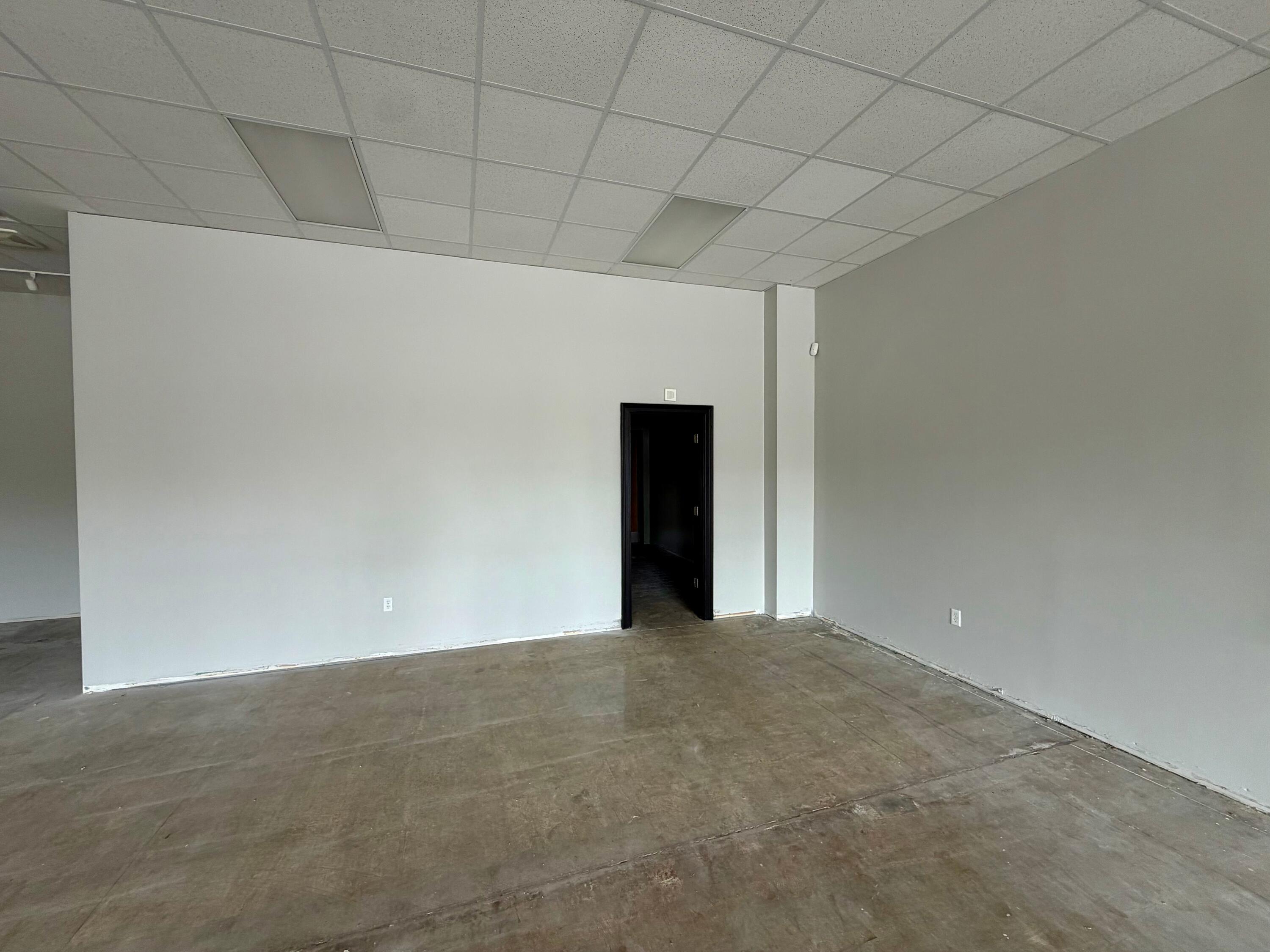 Photo 6 - Commercial Lease for sale – 4139 S National Avenue  Springfield, MO