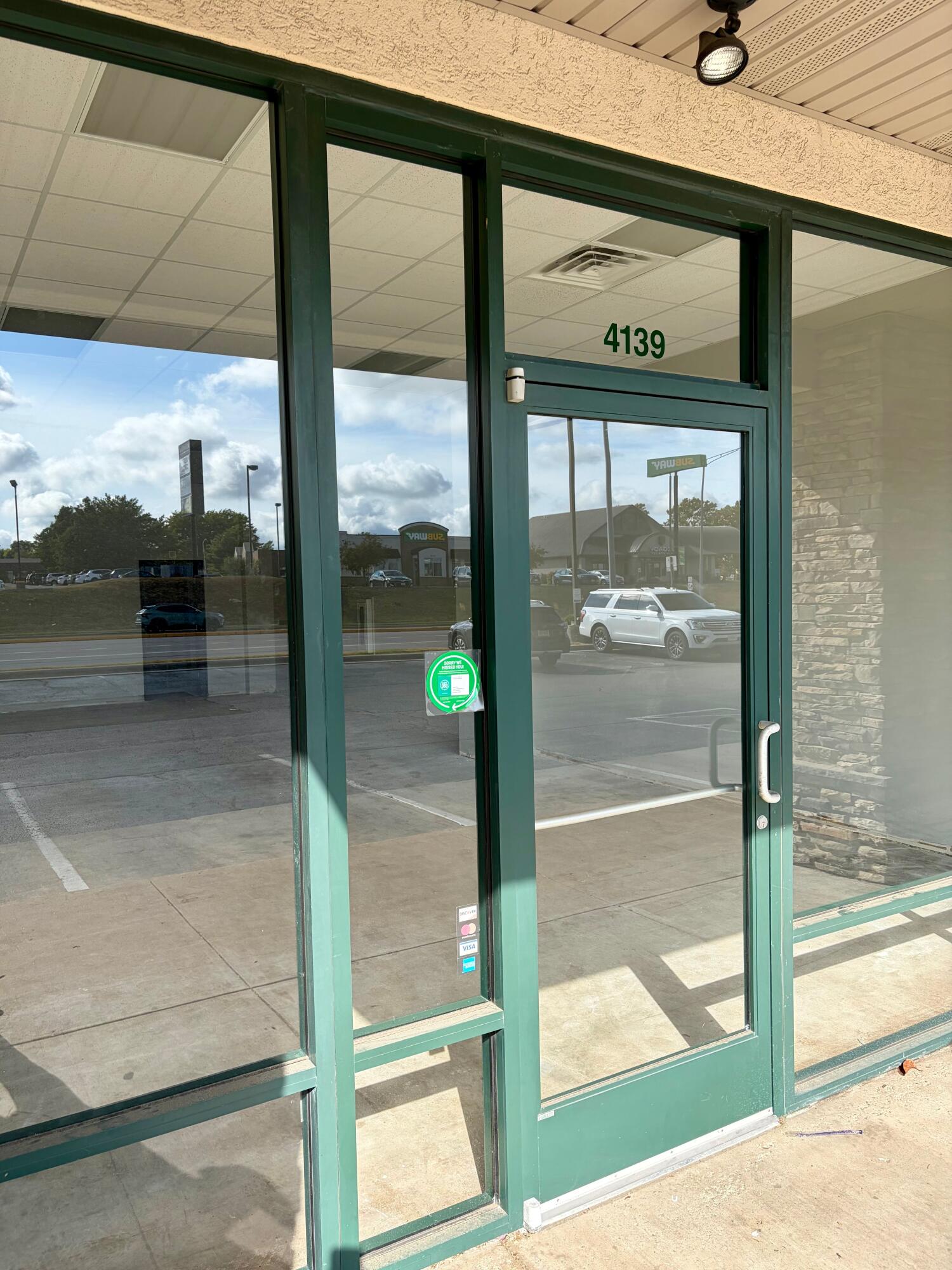 Photo 4 - Commercial Lease for sale – 4139 S National Avenue  Springfield, MO