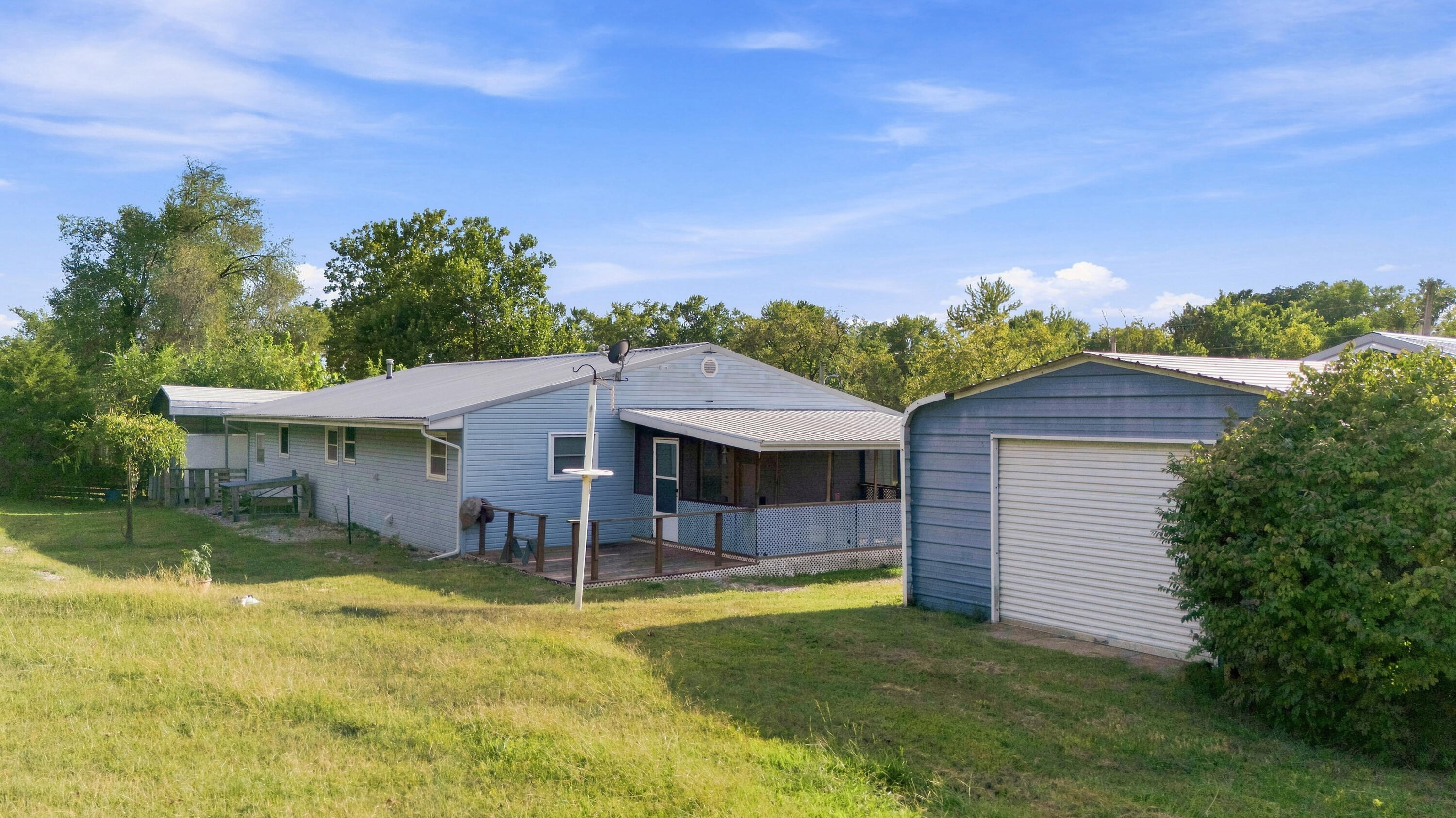 Photo 27 - Residential for sale – 606 N Pine Street  Willow Springs, MO