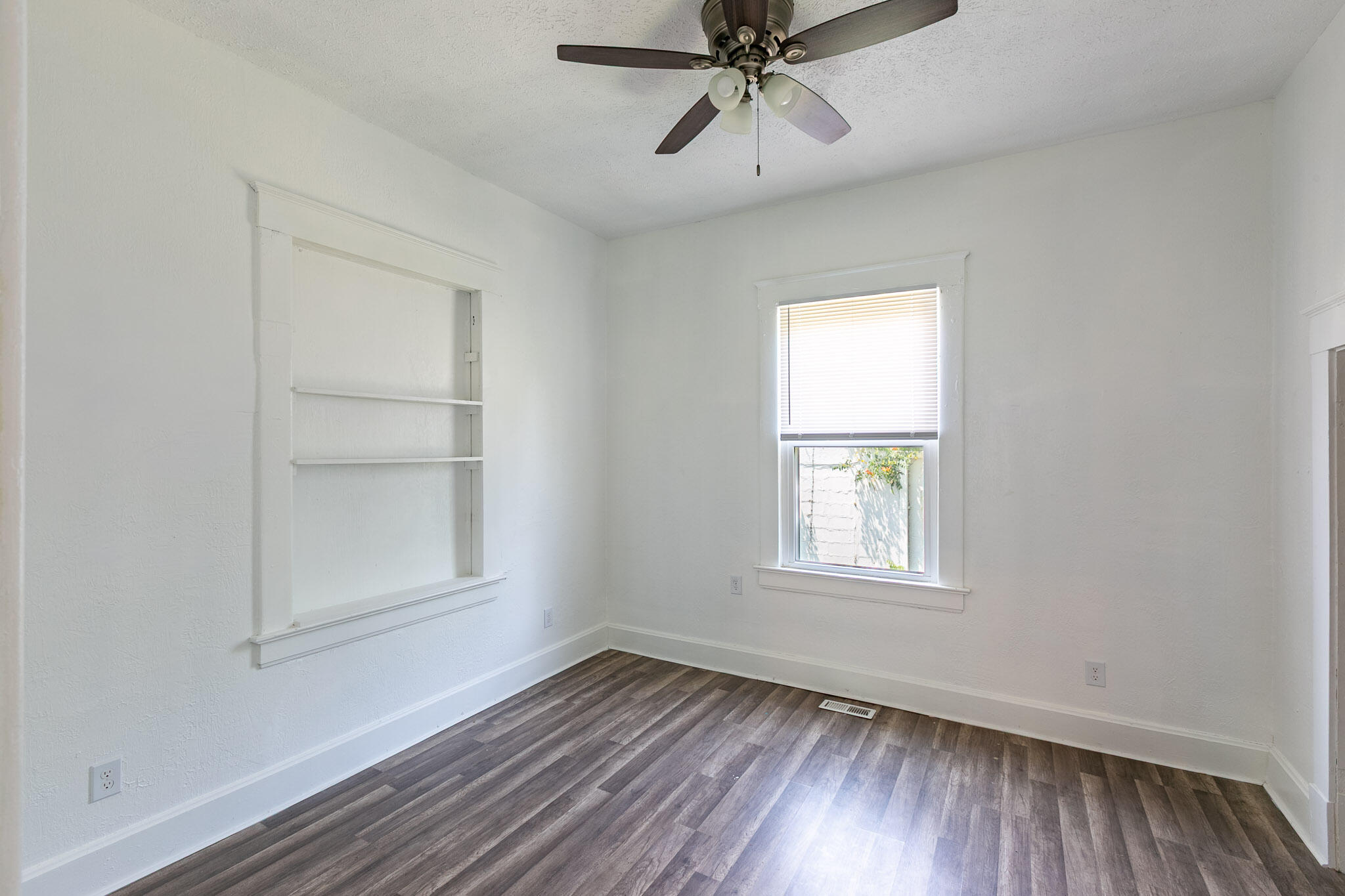 Photo 13 - Residential for sale – 2121 W College Street  Springfield, MO