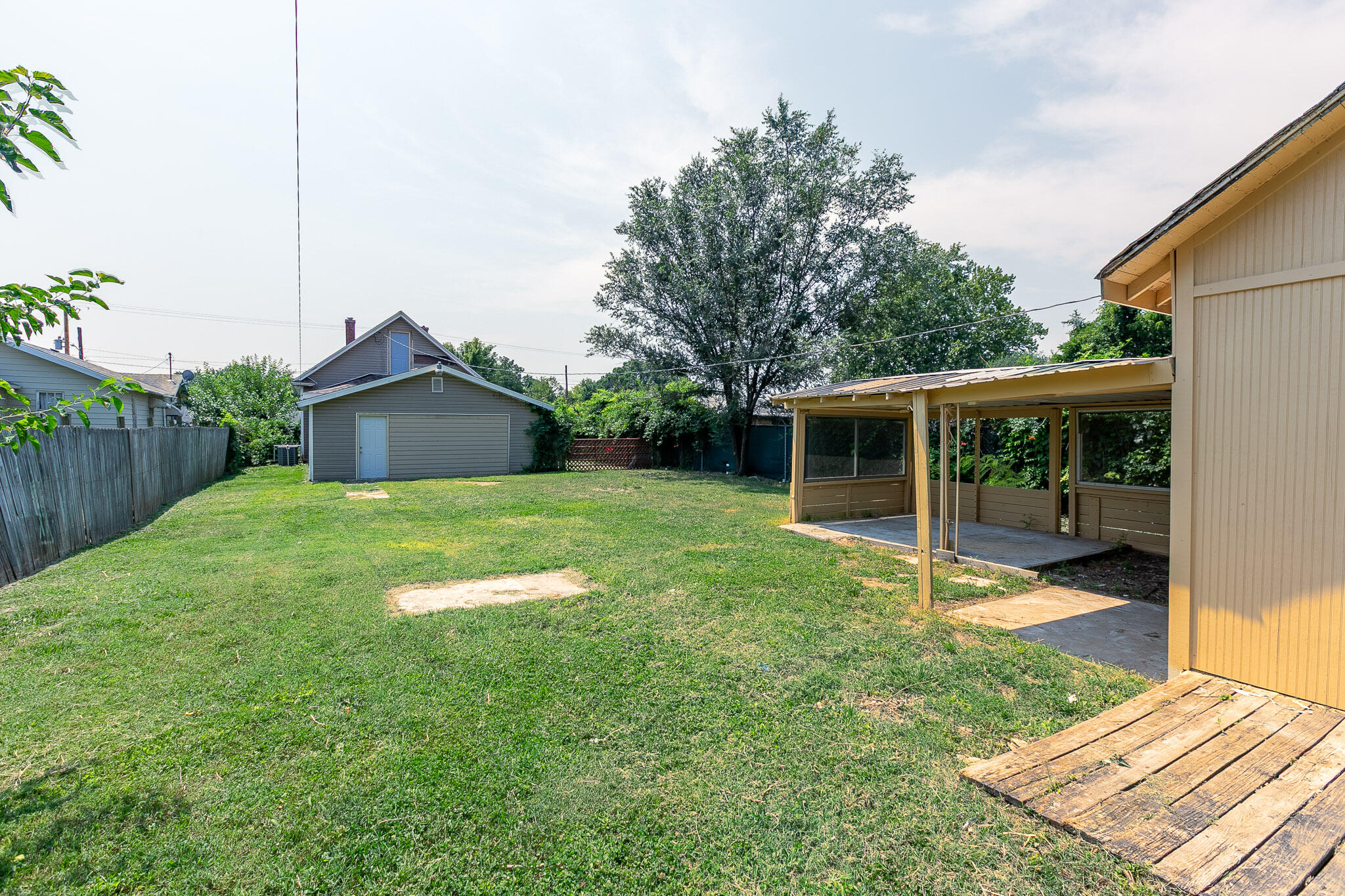 Photo 18 - Commercial Sale for sale – 2121 W College Street  Springfield, MO