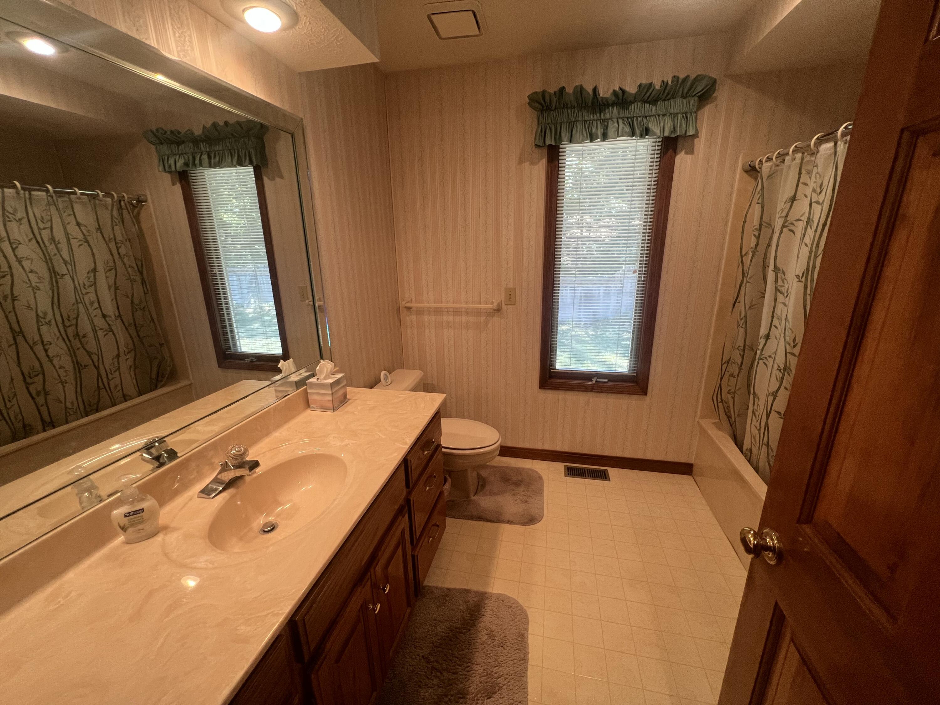 Photo 15 - Residential for sale – 1525 S Farm Road 241   Rogersville, MO