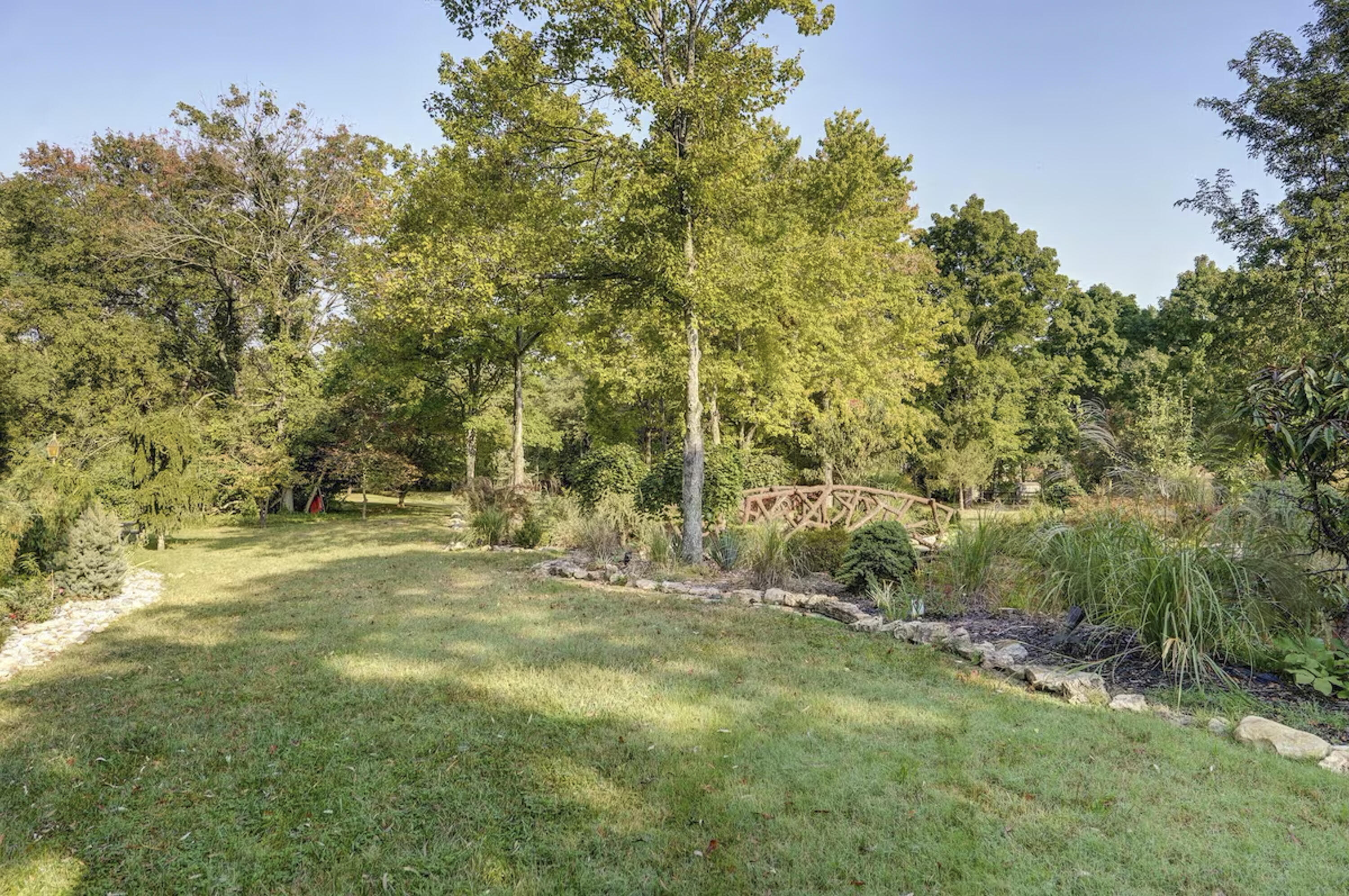 Photo 108 - Residential for sale – 2829 S Lone Pine Avenue  Springfield, MO