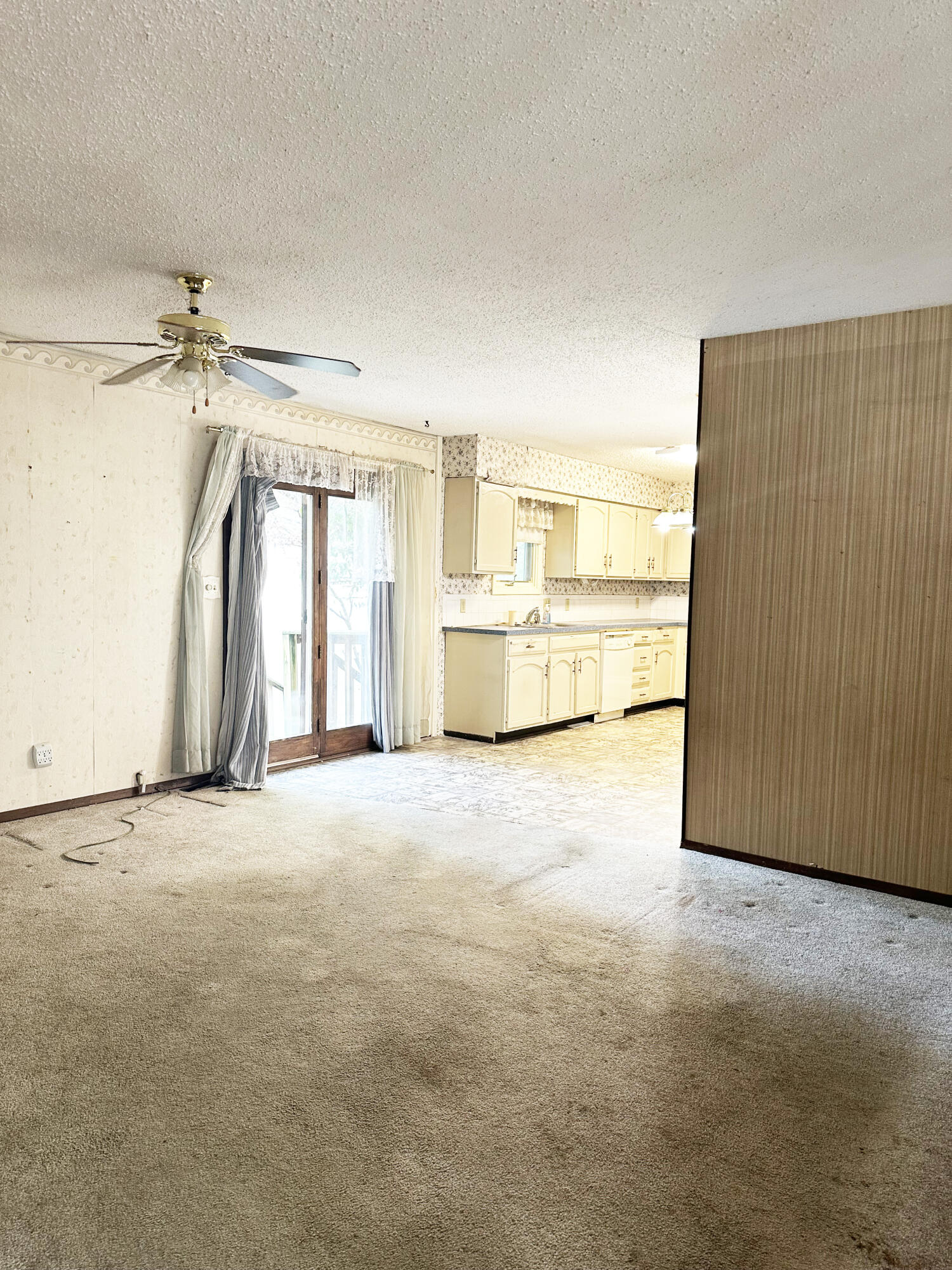 Photo 5 - Residential for sale – 5758 S Kimbrough Avenue  Springfield, MO