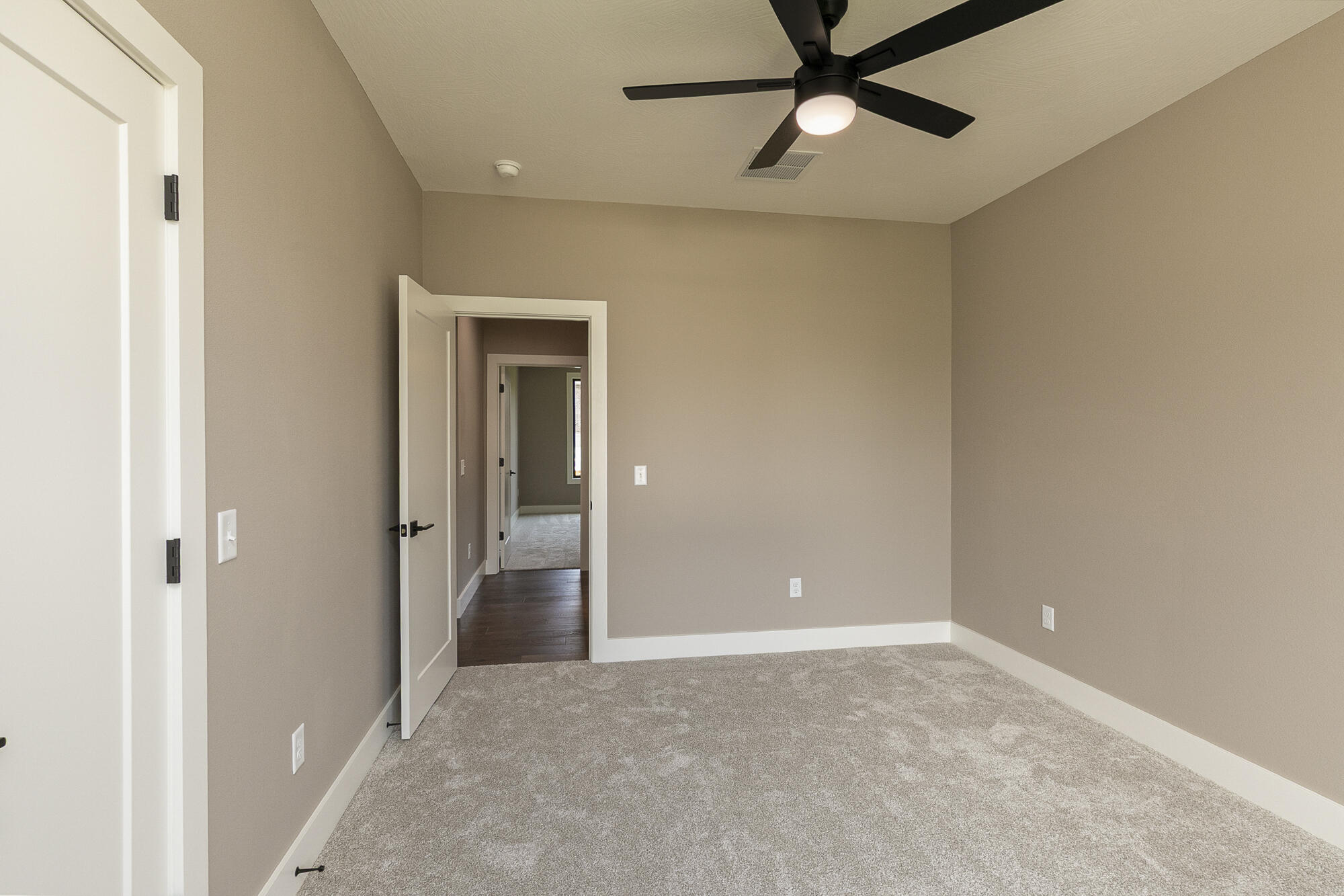 Photo 27 - Residential for sale – 2038 N Silver Charm Avenue  Springfield, MO