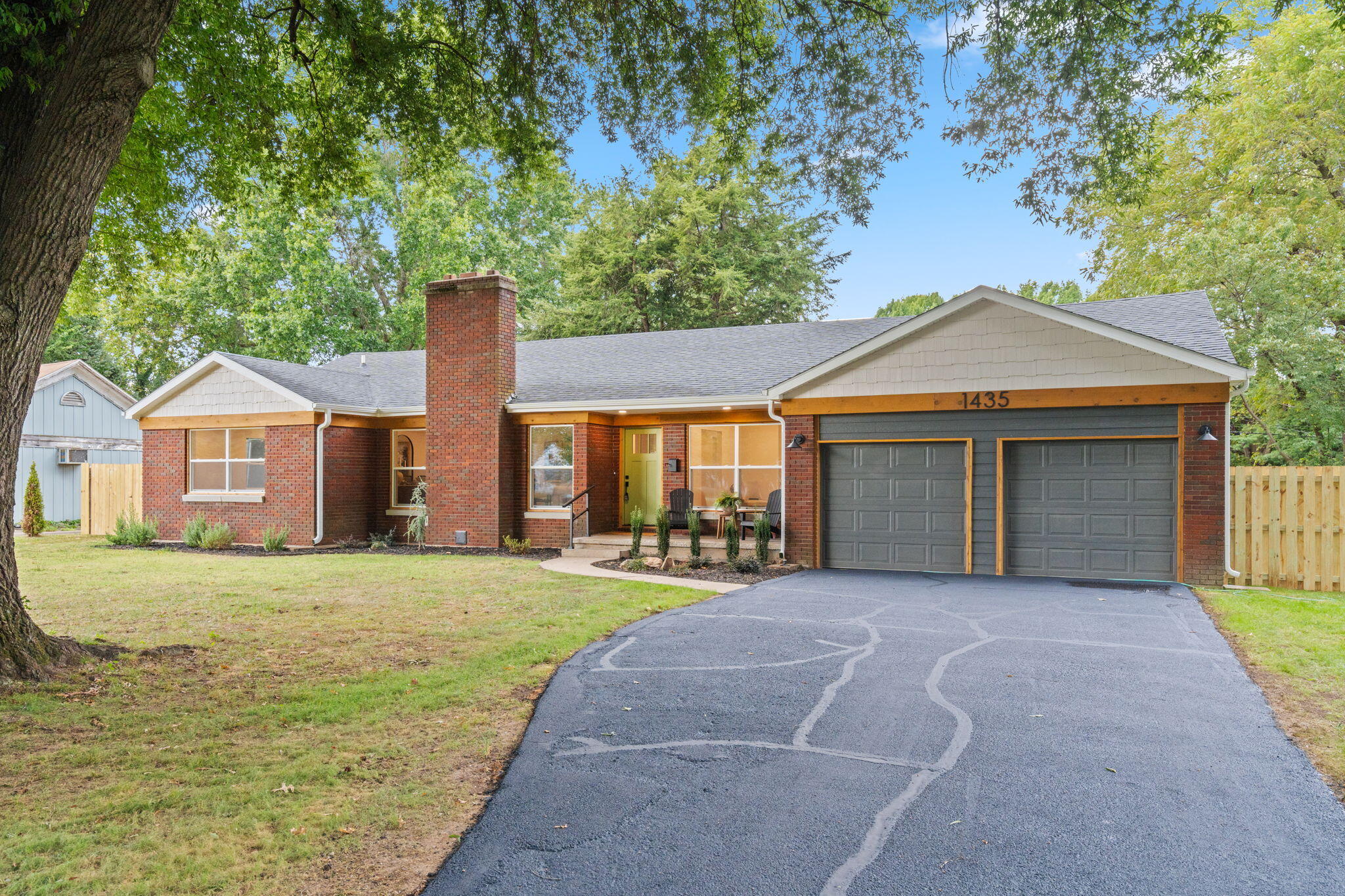 Photo 3 - Residential for sale – 1435 S Fairway Avenue  Springfield, MO