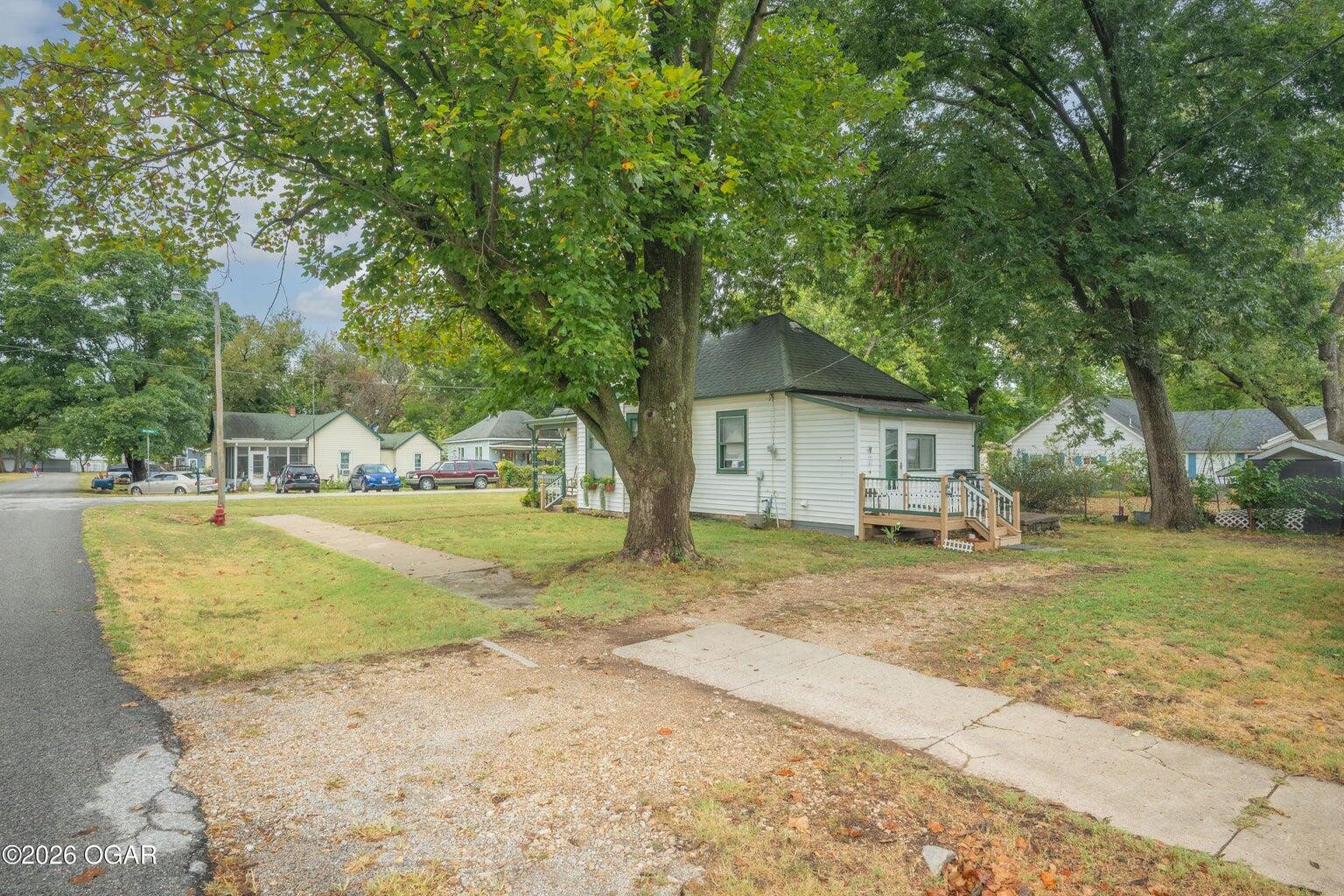 Photo 6 - Residential for sale – 303  Ottawa Street  Seneca, MO