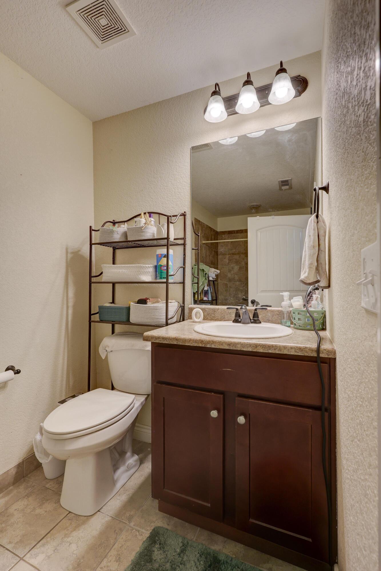 Photo 16 - Residential for sale – 1919  Chris Lane  Joplin, MO