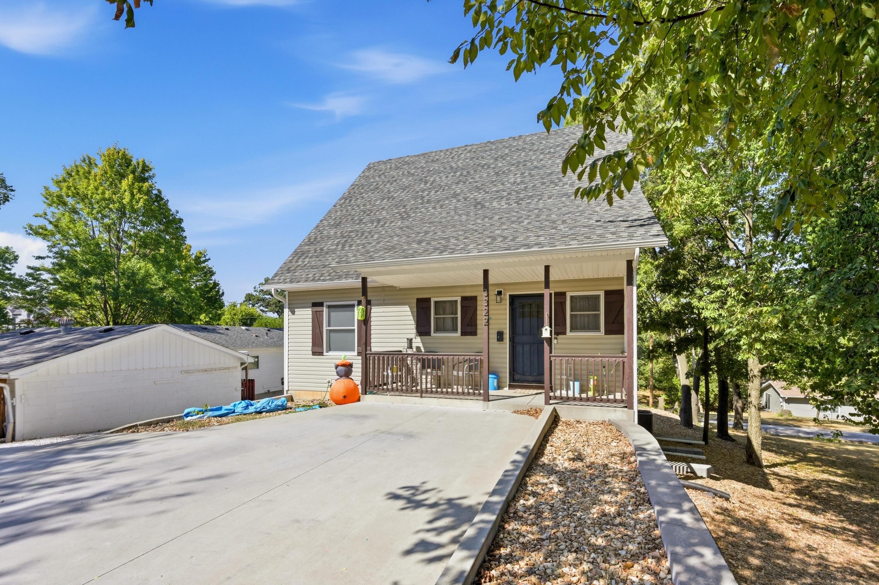 Photo 3 - Residential for sale – 3322 S Moffet Avenue  Joplin, MO