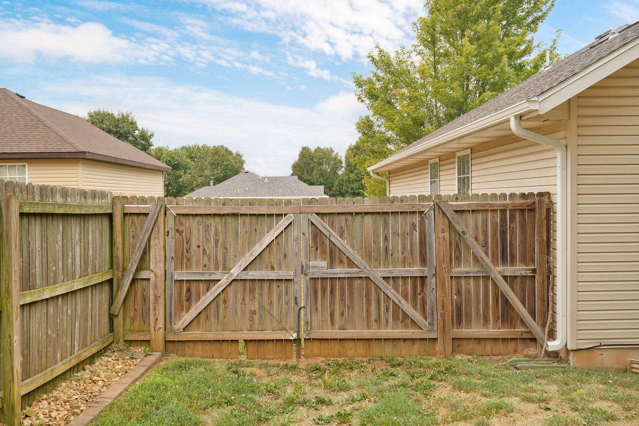Photo 30 - Residential for sale – 1560 S Timbercreek Avenue  Springfield, MO