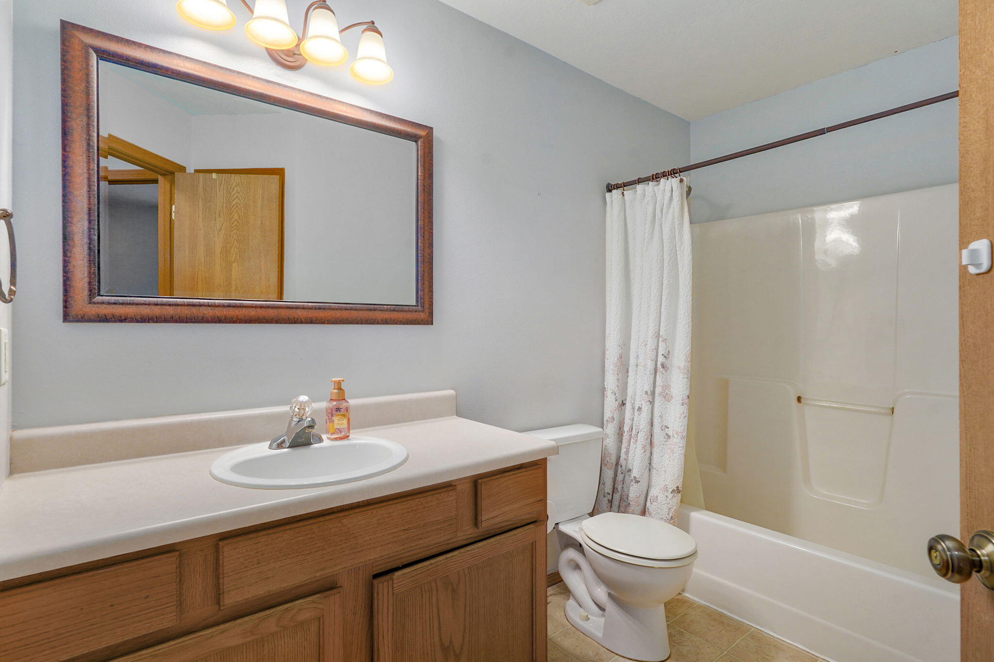 Photo 23 - Residential for sale – 1560 S Timbercreek Avenue  Springfield, MO