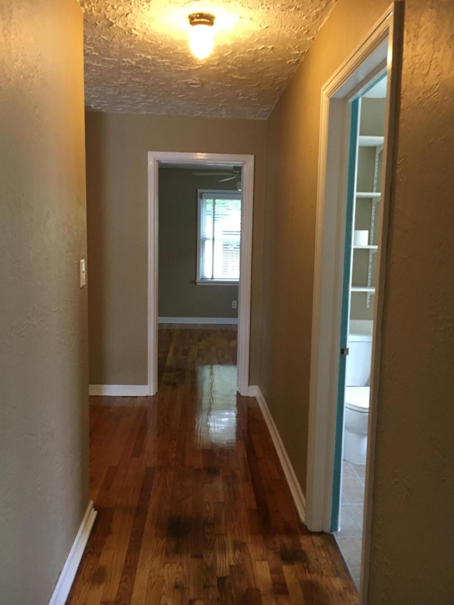 Photo 14 - Residential for sale – 1610 E Cairo Street  Springfield, MO