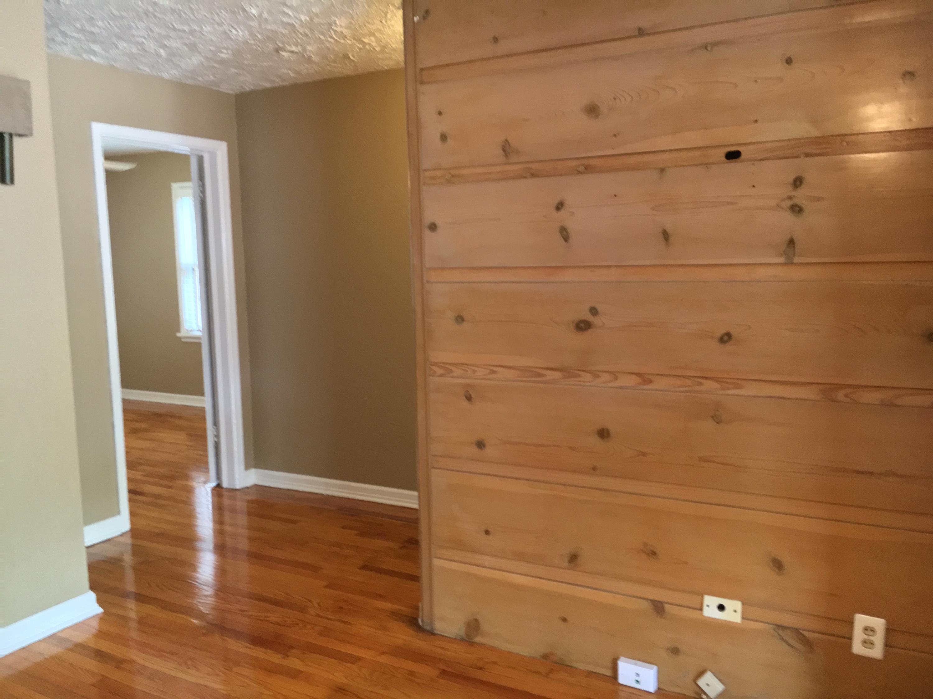 Photo 5 - Residential for sale – 1610 E Cairo Street  Springfield, MO