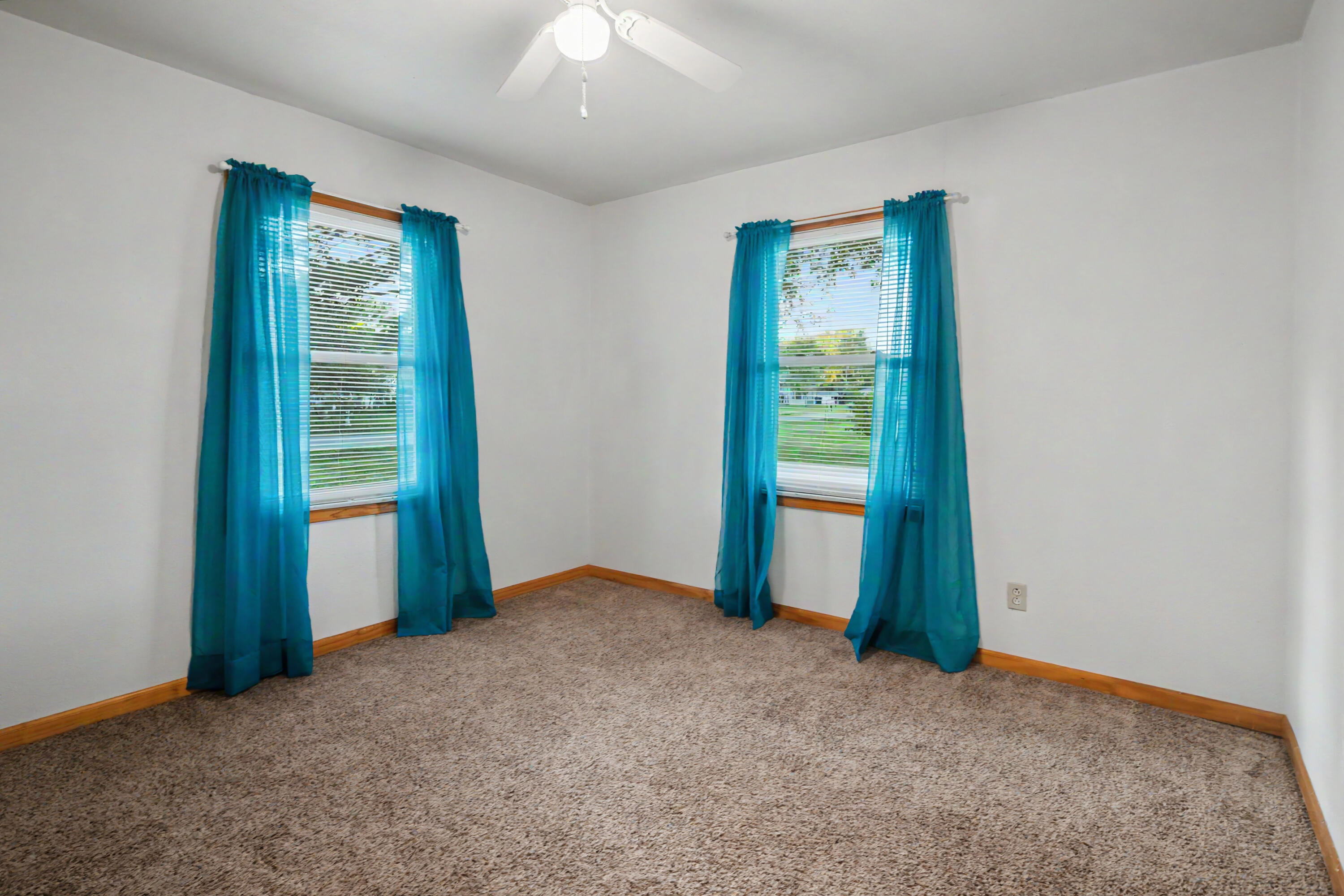 Photo 21 - Residential for sale – 1001 E Airport Road  El Dorado Springs, MO