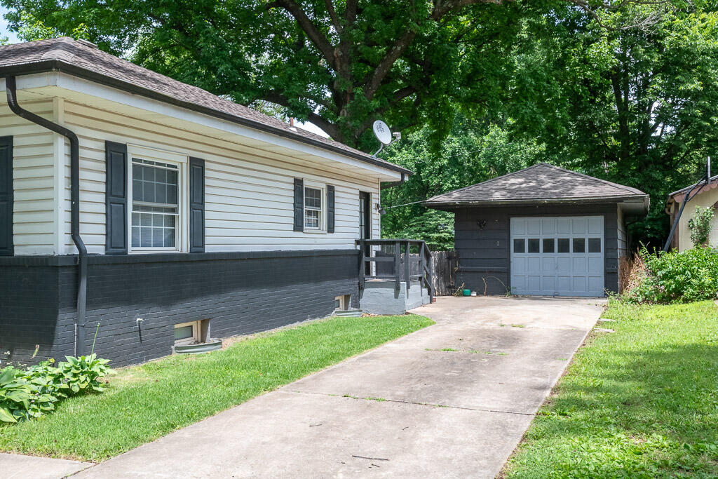 Photo 19 - Residential for sale – 1218 S National Avenue  Springfield, MO