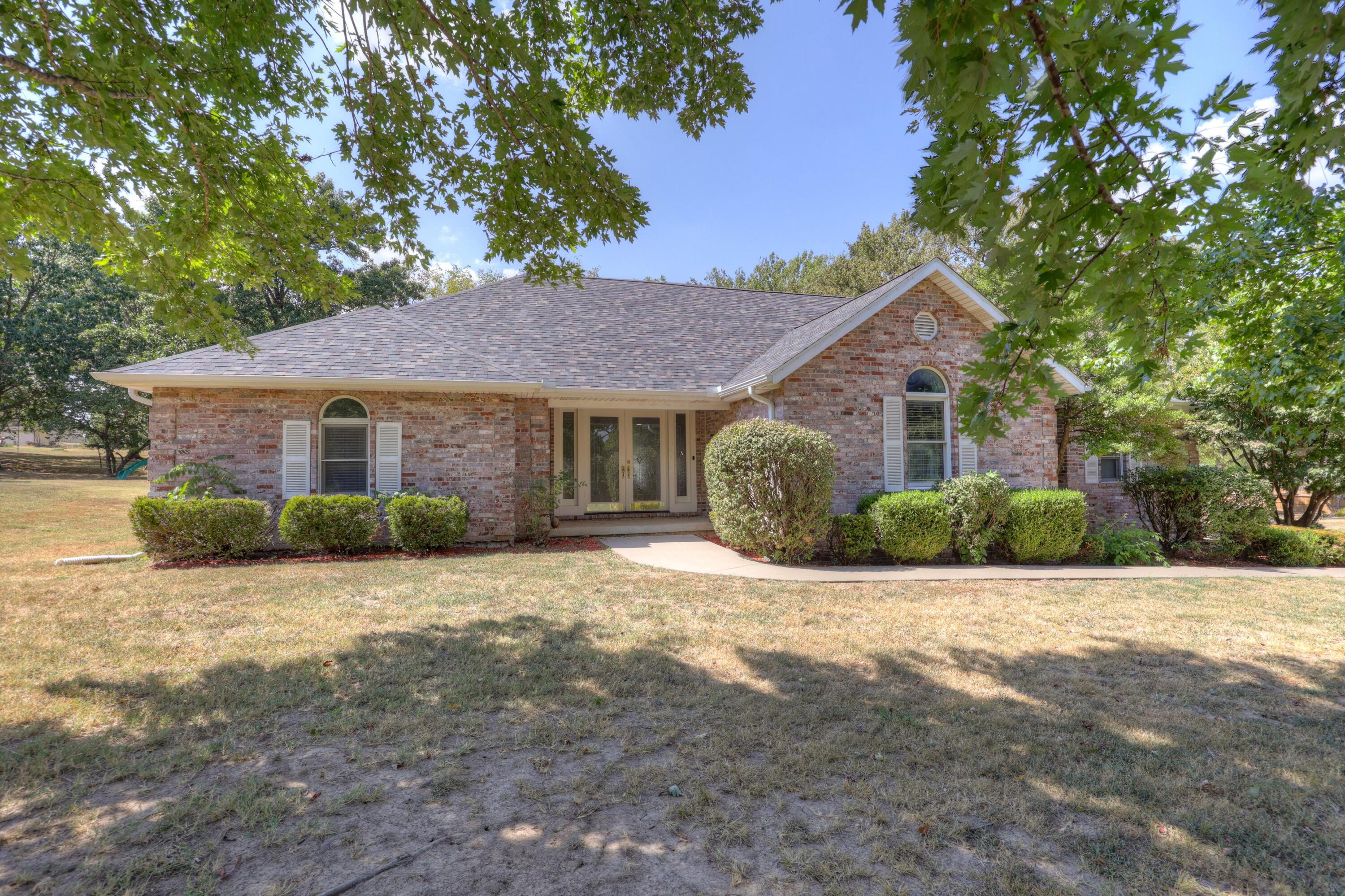 Photo 2 - Residential for sale – 407  Split Rail Drive  Joplin, MO