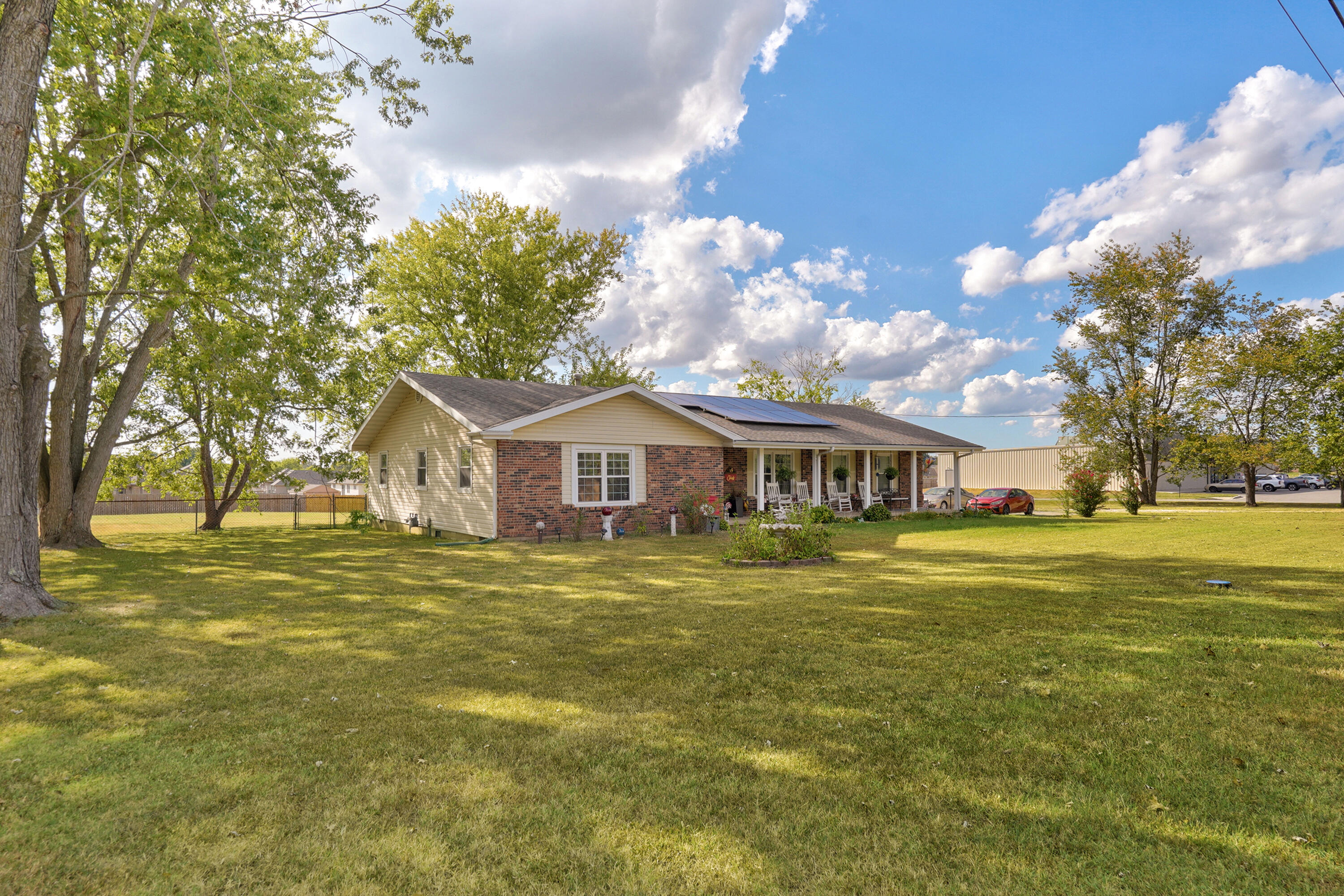 Photo 2 - Residential for sale – 5727 S State Highway Ff   Battlefield, MO