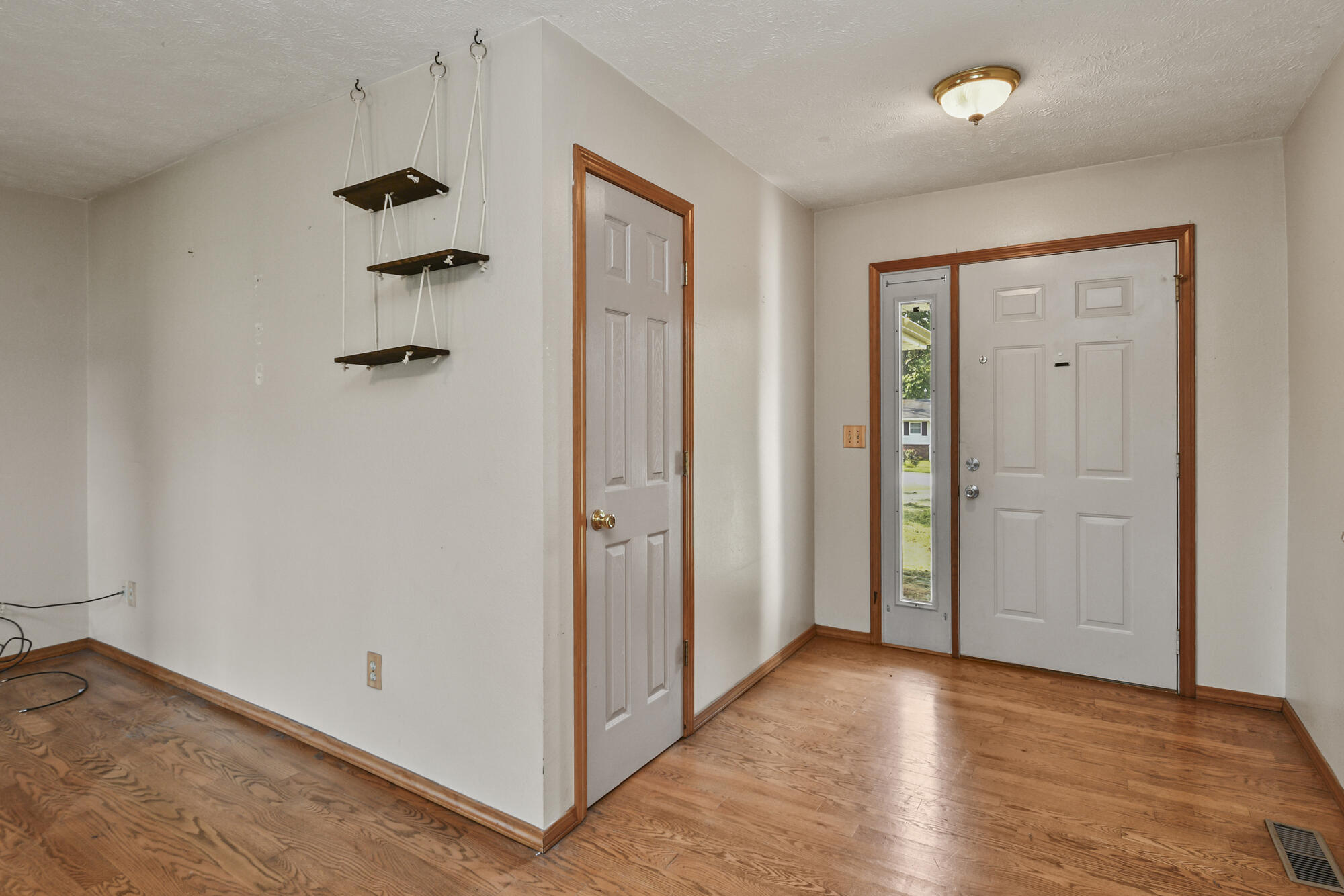 Photo 9 - Residential for sale – 221 E New Melville Road  Willard, MO