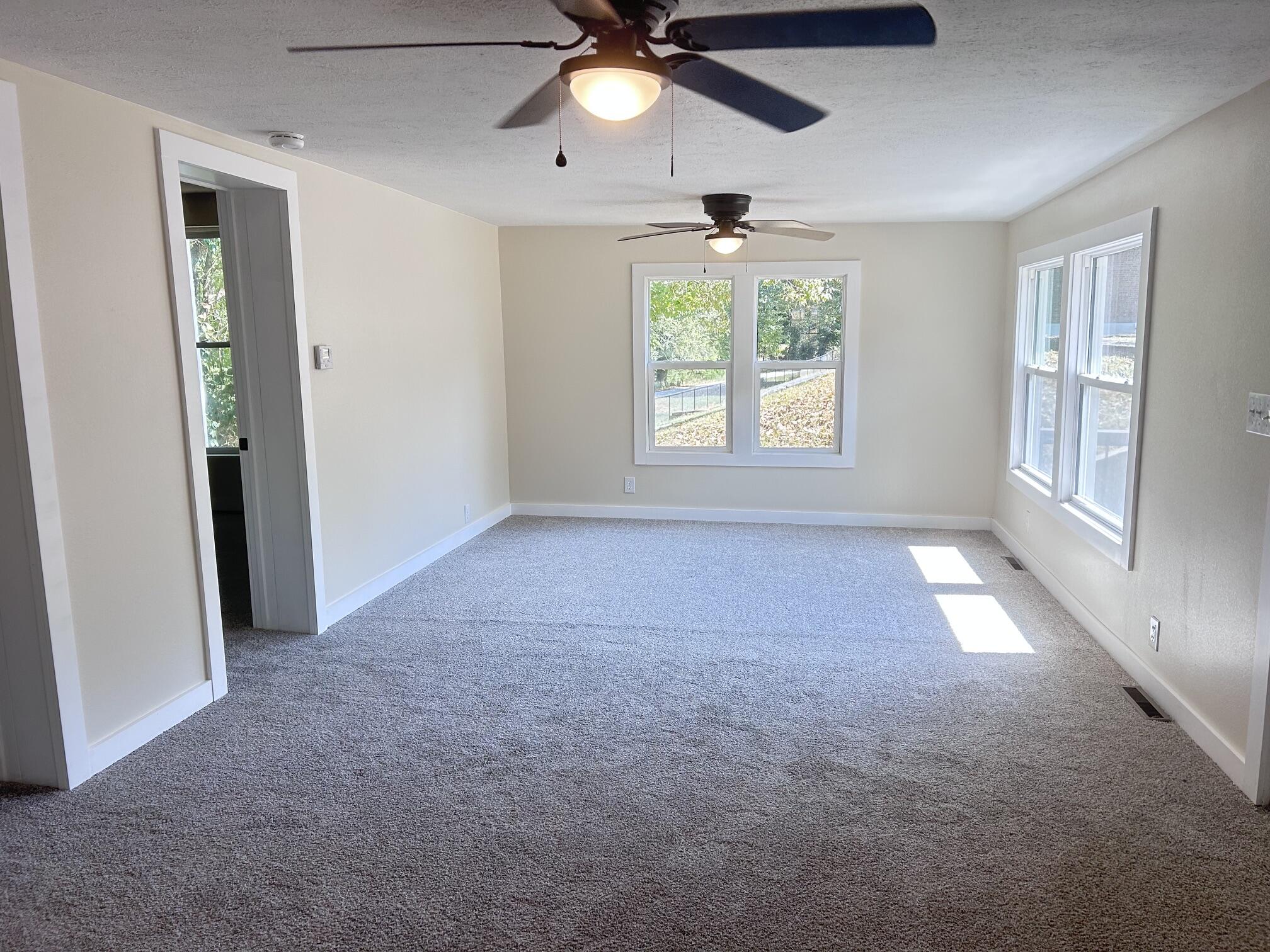 Photo 7 - Residential for sale – 311 E Jackson Street  Ozark, MO
