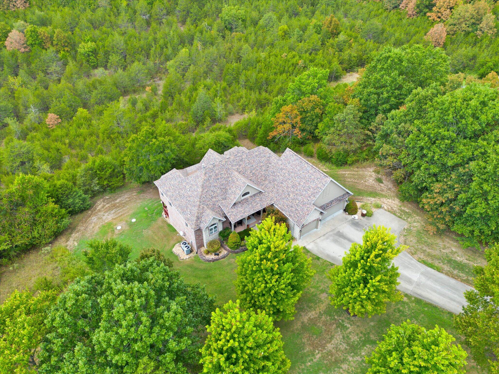 Residential for sale – 907  Mills Hollow Road  Branson, MO