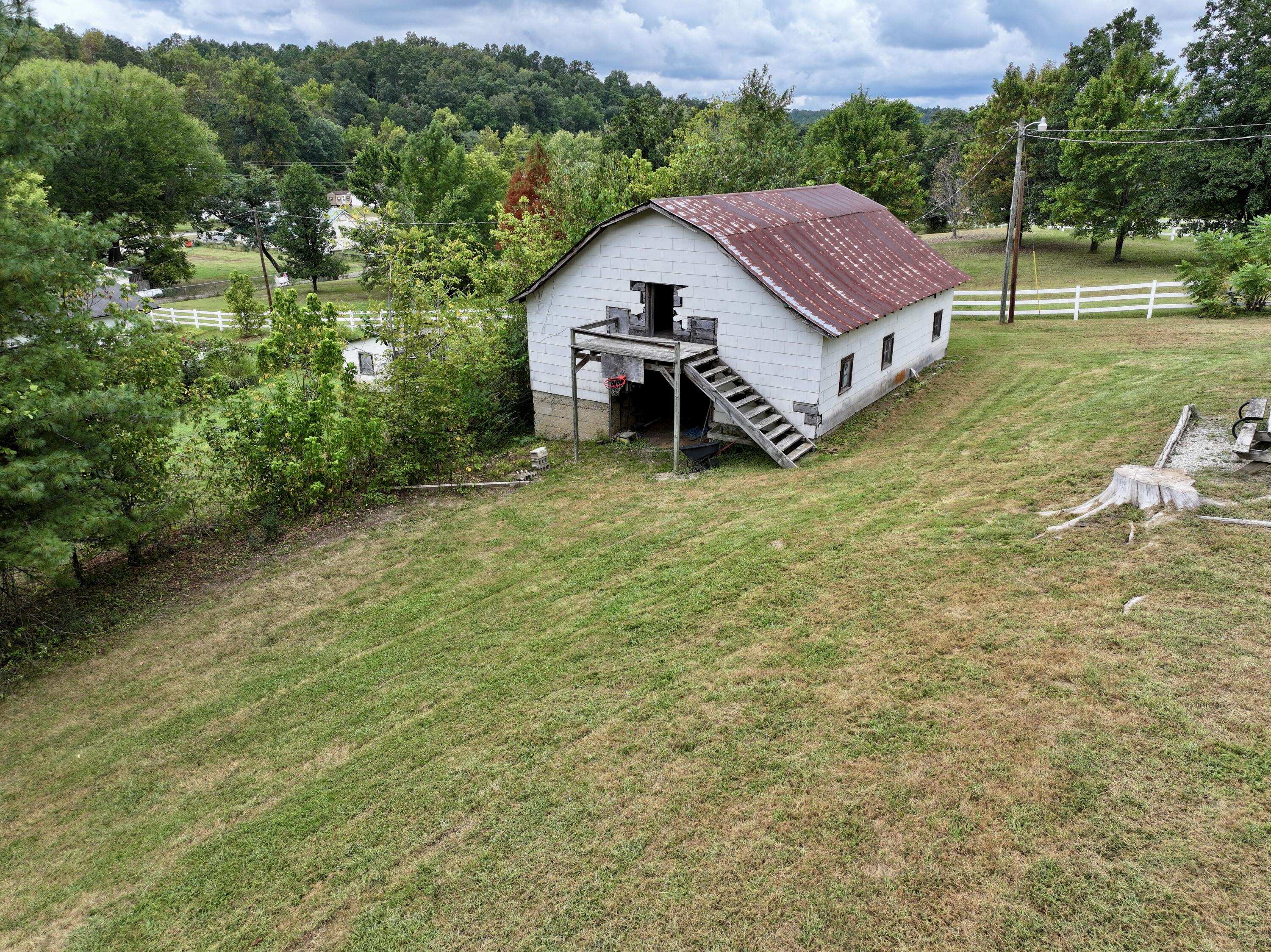 Photo 3 - Residential for sale – 575 S 2nd Street  Ellington, MO