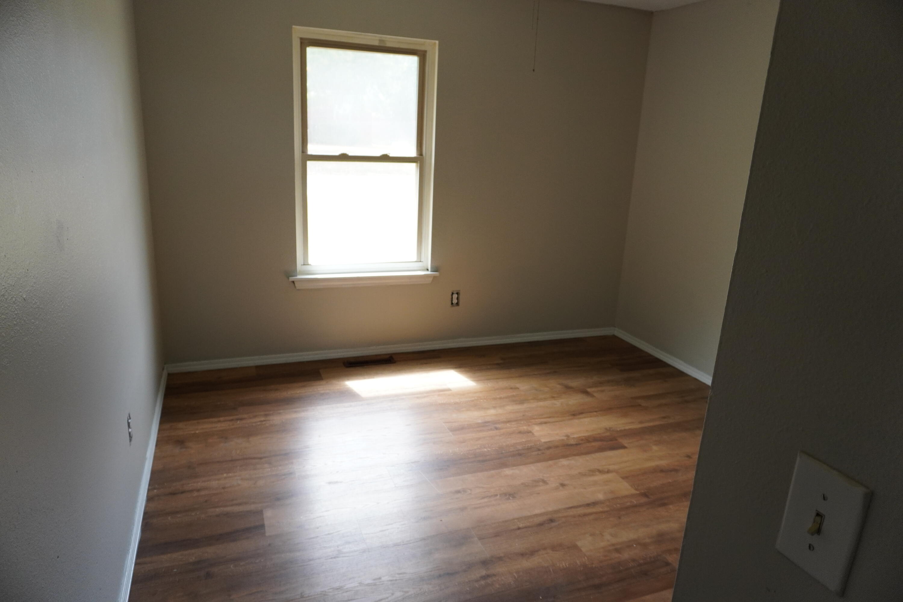 Photo 8 - Residential for sale – 1003 E Parkview Street  Ozark, MO
