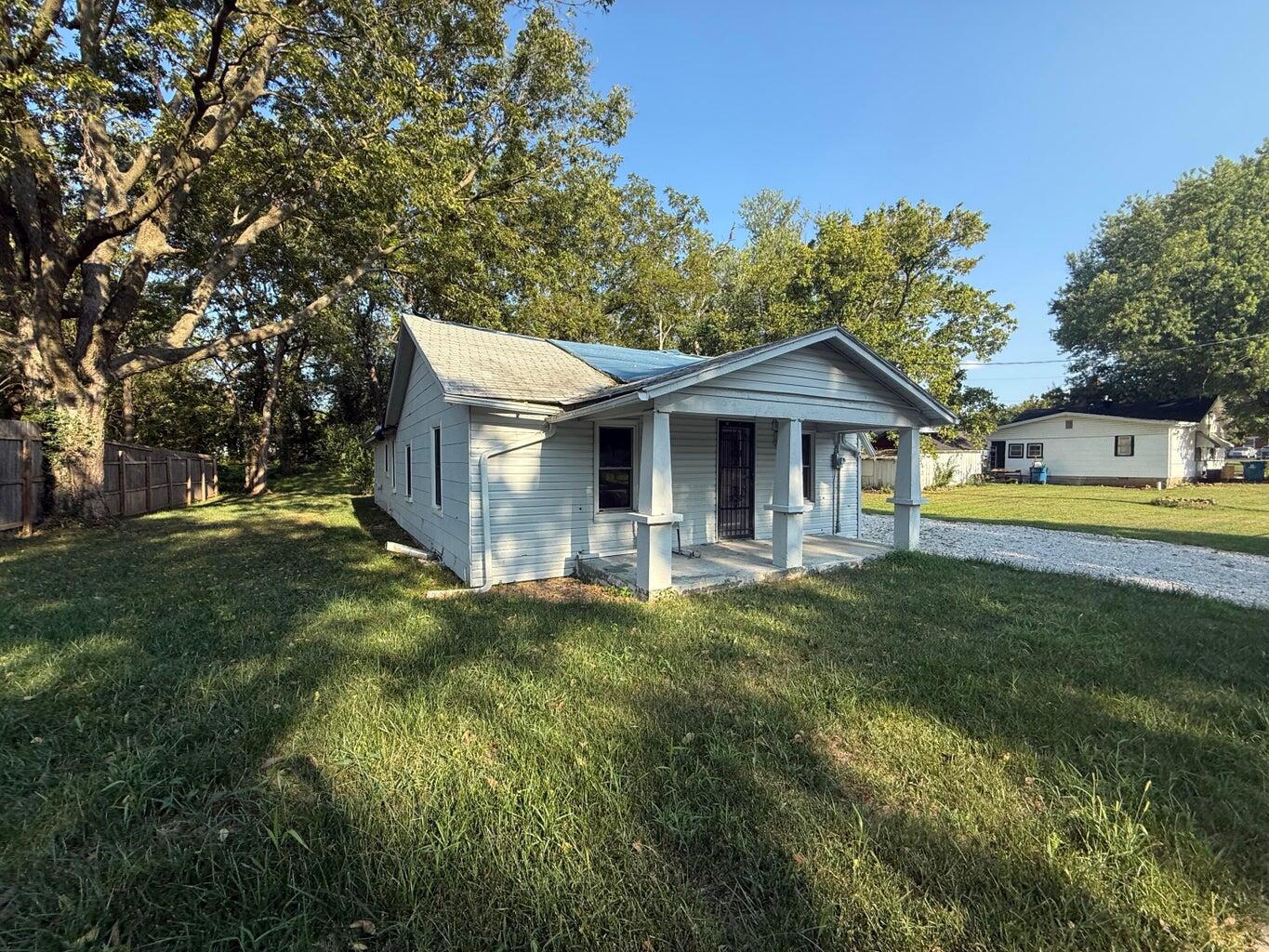 Photo 14 - Residential Income for sale – 1701 W Chestnut Street  Springfield, MO