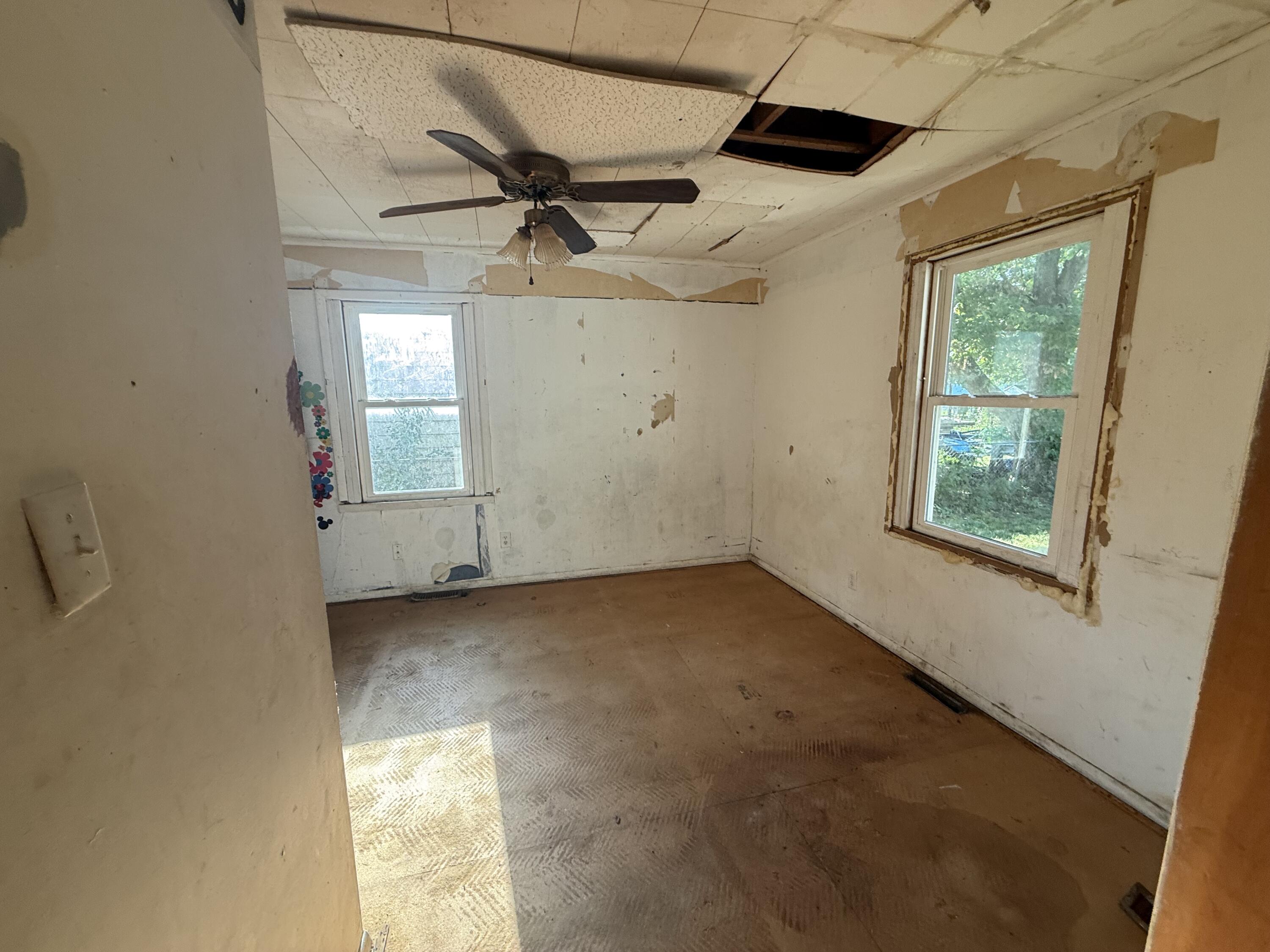 Photo 8 - Residential Income for sale – 1701 W Chestnut Street  Springfield, MO
