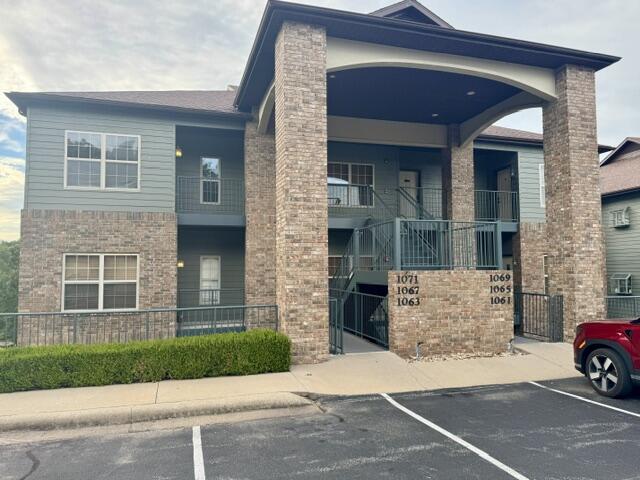 Residential for sale – 1063 Golf Drive Branson West, MO