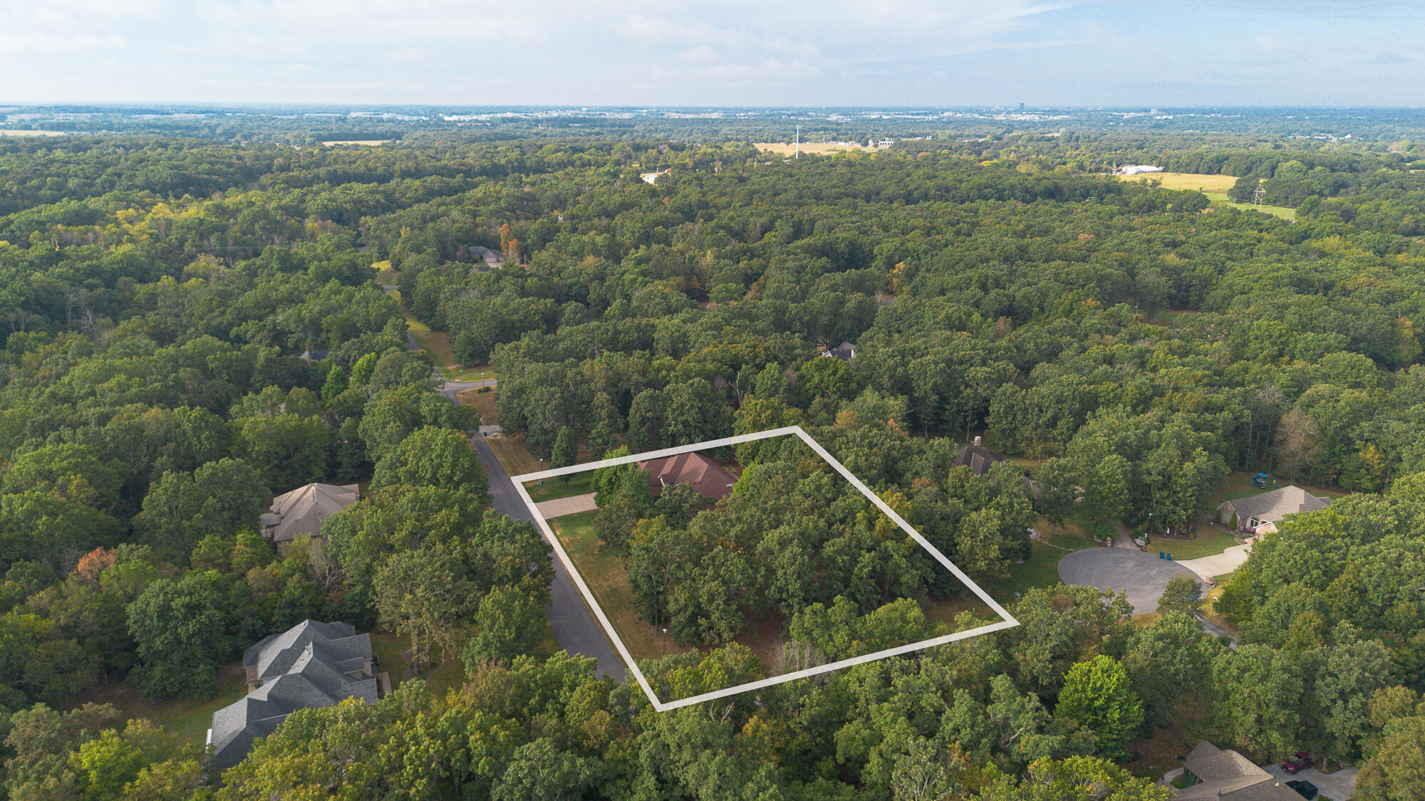 Photo 59 - Residential for sale – 5265 N Missouri Oak Trail  Springfield, MO