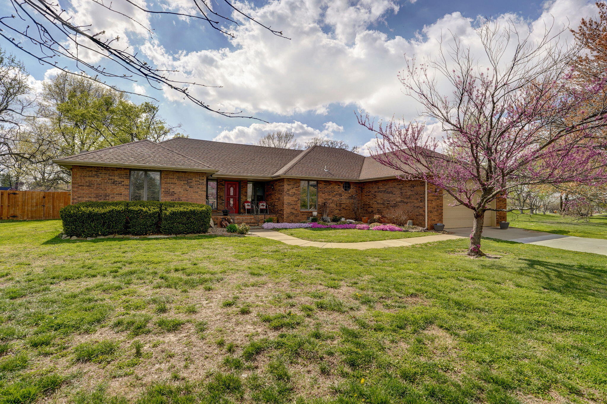 Photo 37 - Residential for sale – 315 N Old Wilderness Road  Nixa, MO