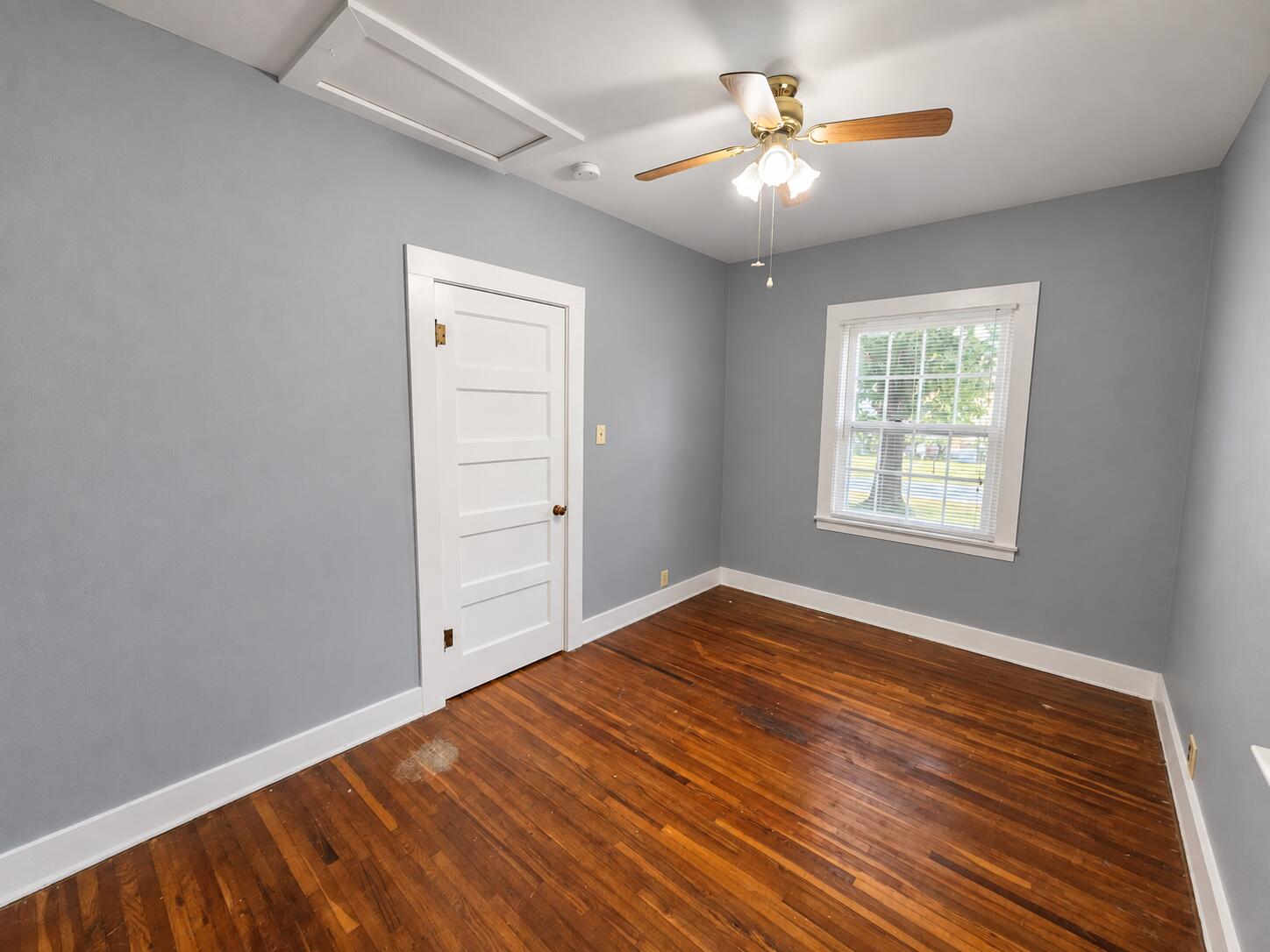 Photo 13 - Residential for sale – 404 S Walnut Street  Buffalo, MO