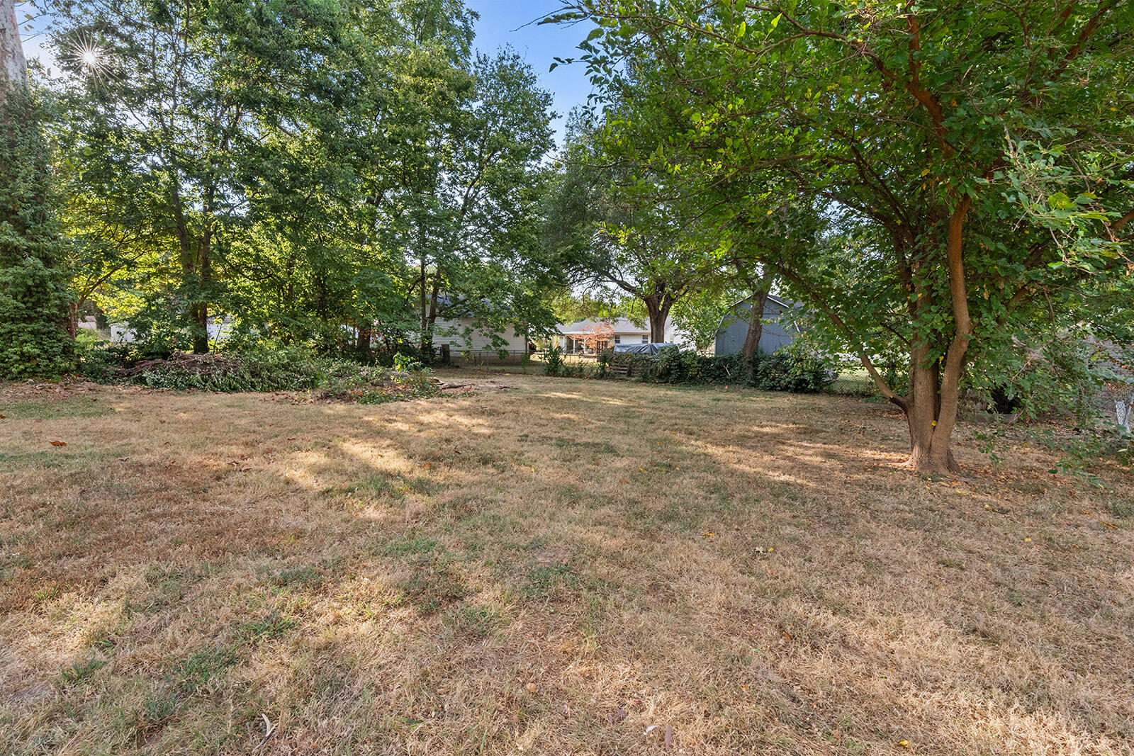 Photo 18 - Residential for sale – 630 W Broadmoor Street  Springfield, MO