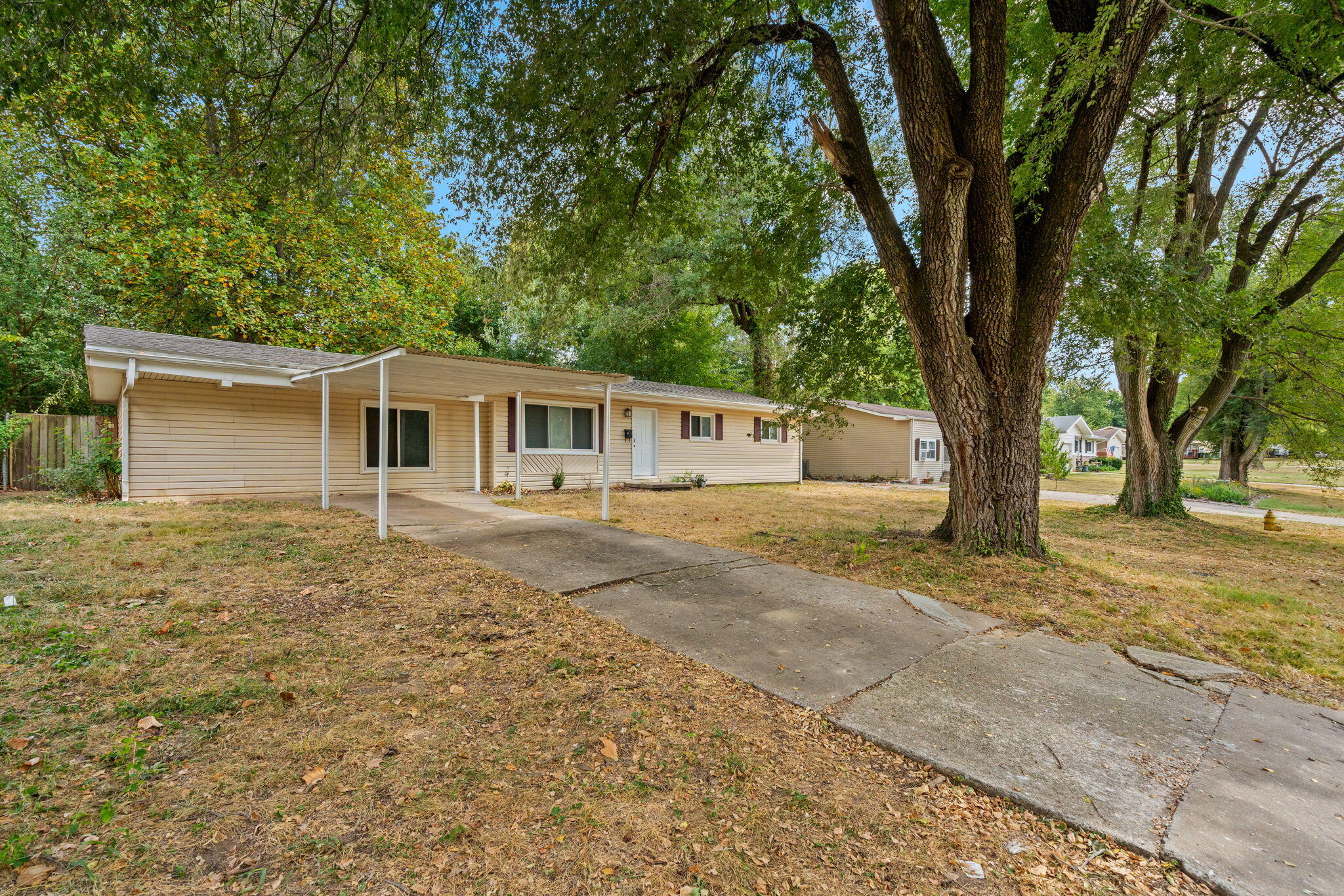 Photo 4 - Residential Lease for sale – 442 S Monte Vista Avenue  Springfield, MO