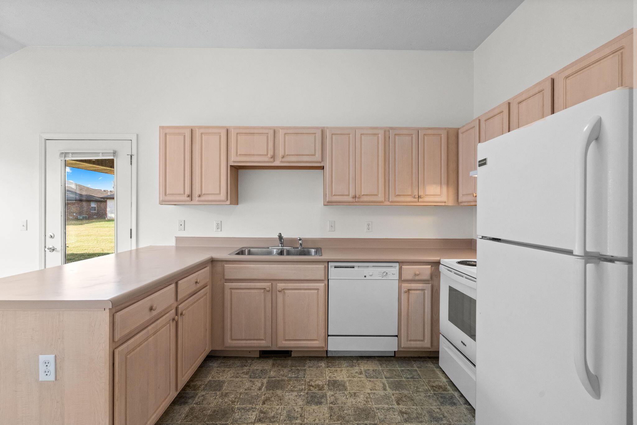 Photo 8 - Residential Lease for sale – 3915 N 15th Street  Ozark, MO
