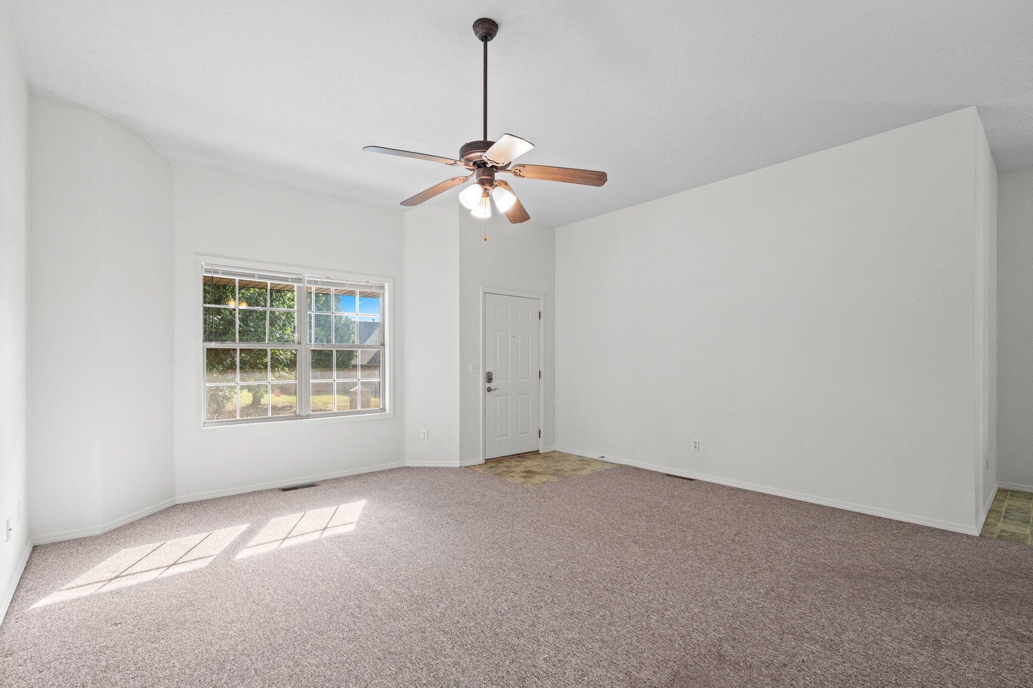 Photo 4 - Residential Lease for sale – 3915 N 15th Street  Ozark, MO