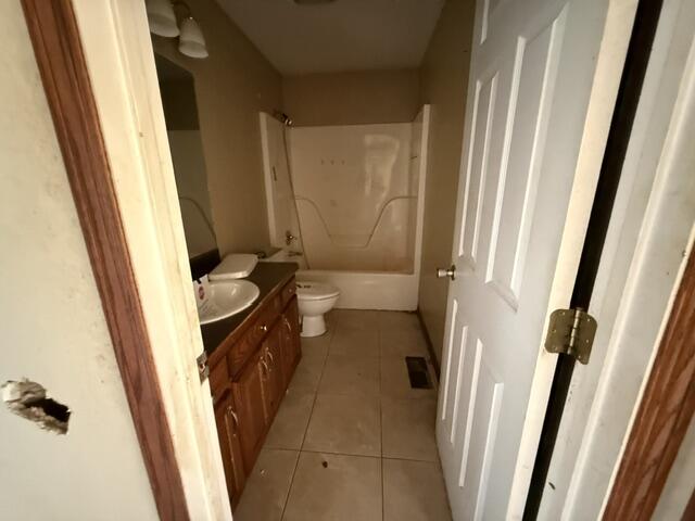 Photo 5 - Residential for sale – 1930 W Elm Drive  Joplin, MO