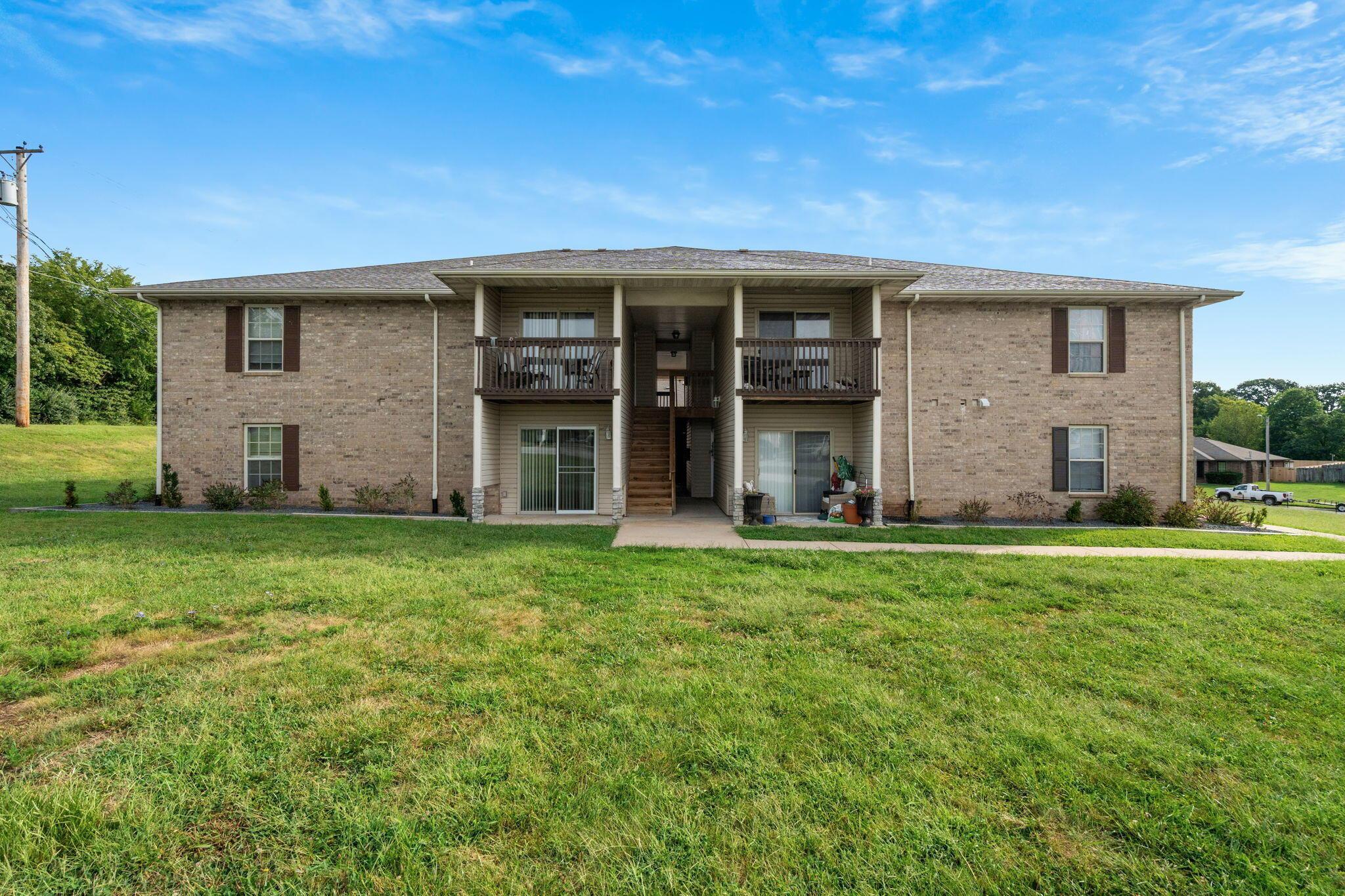 Residential Lease for sale – 815 W Warren Avenue  Ozark, MO