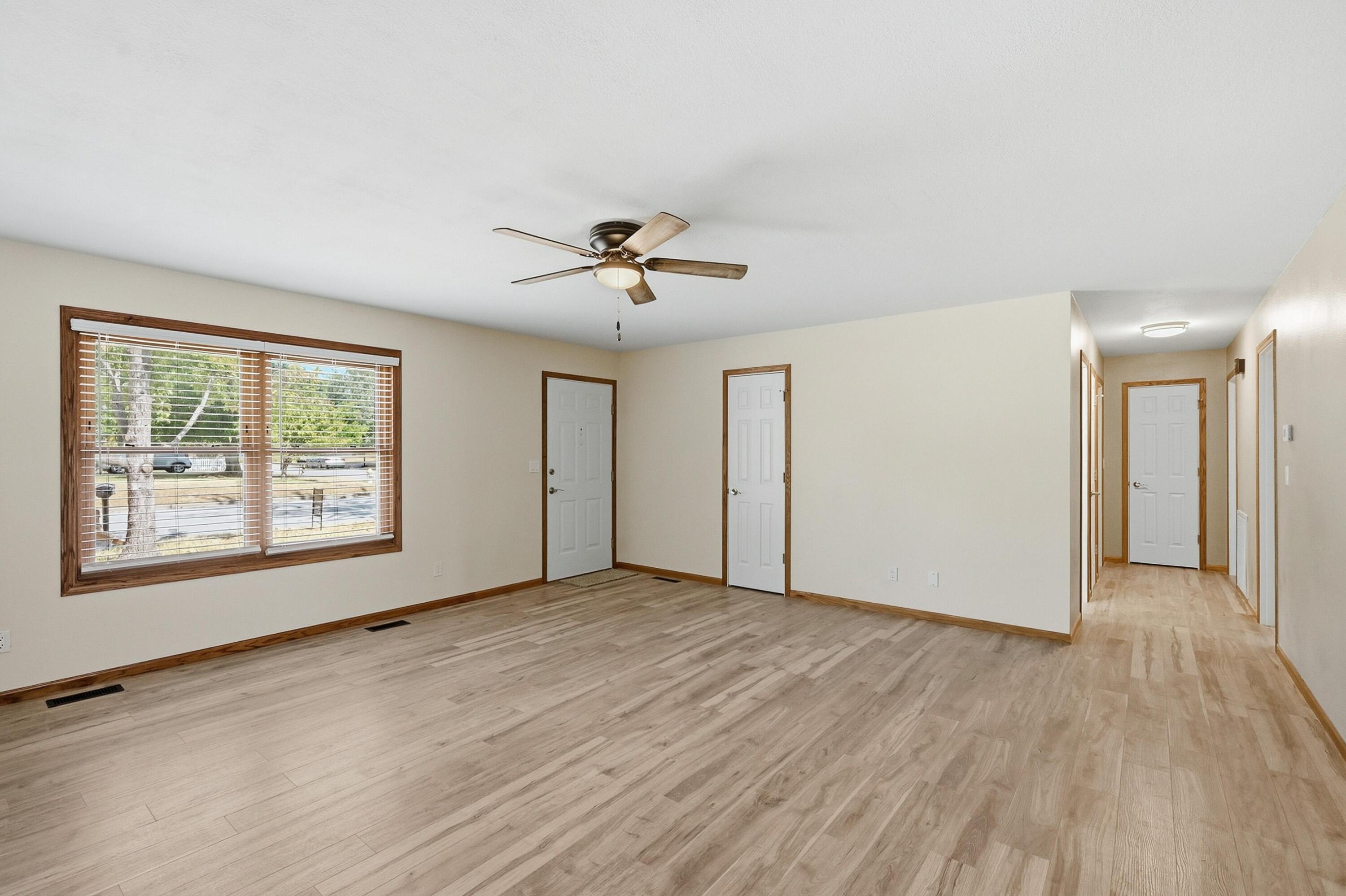 Photo 5 - Residential for sale – 1730 E 30th Street  Joplin, MO
