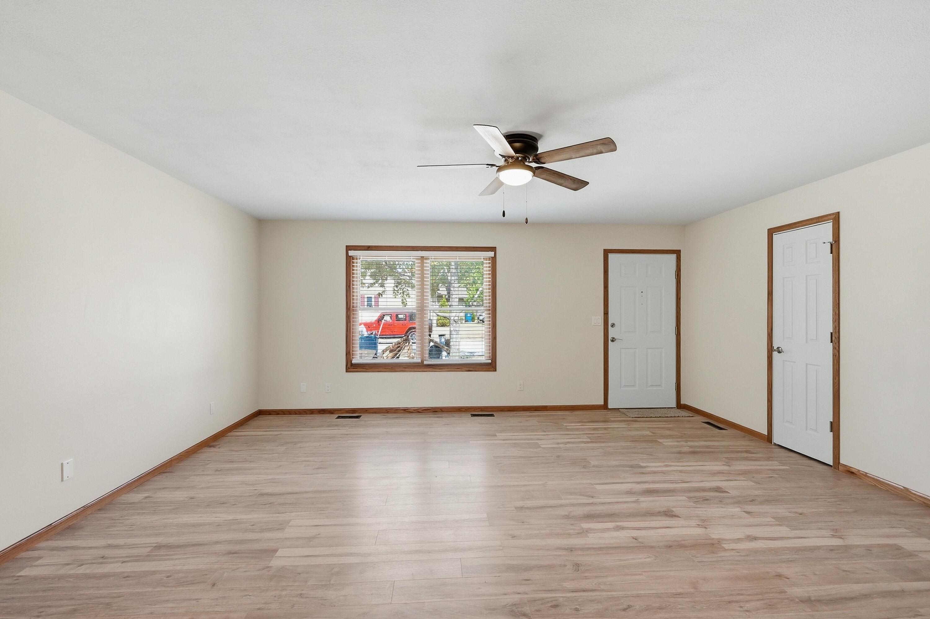 Photo 4 - Residential for sale – 1730 E 30th Street  Joplin, MO