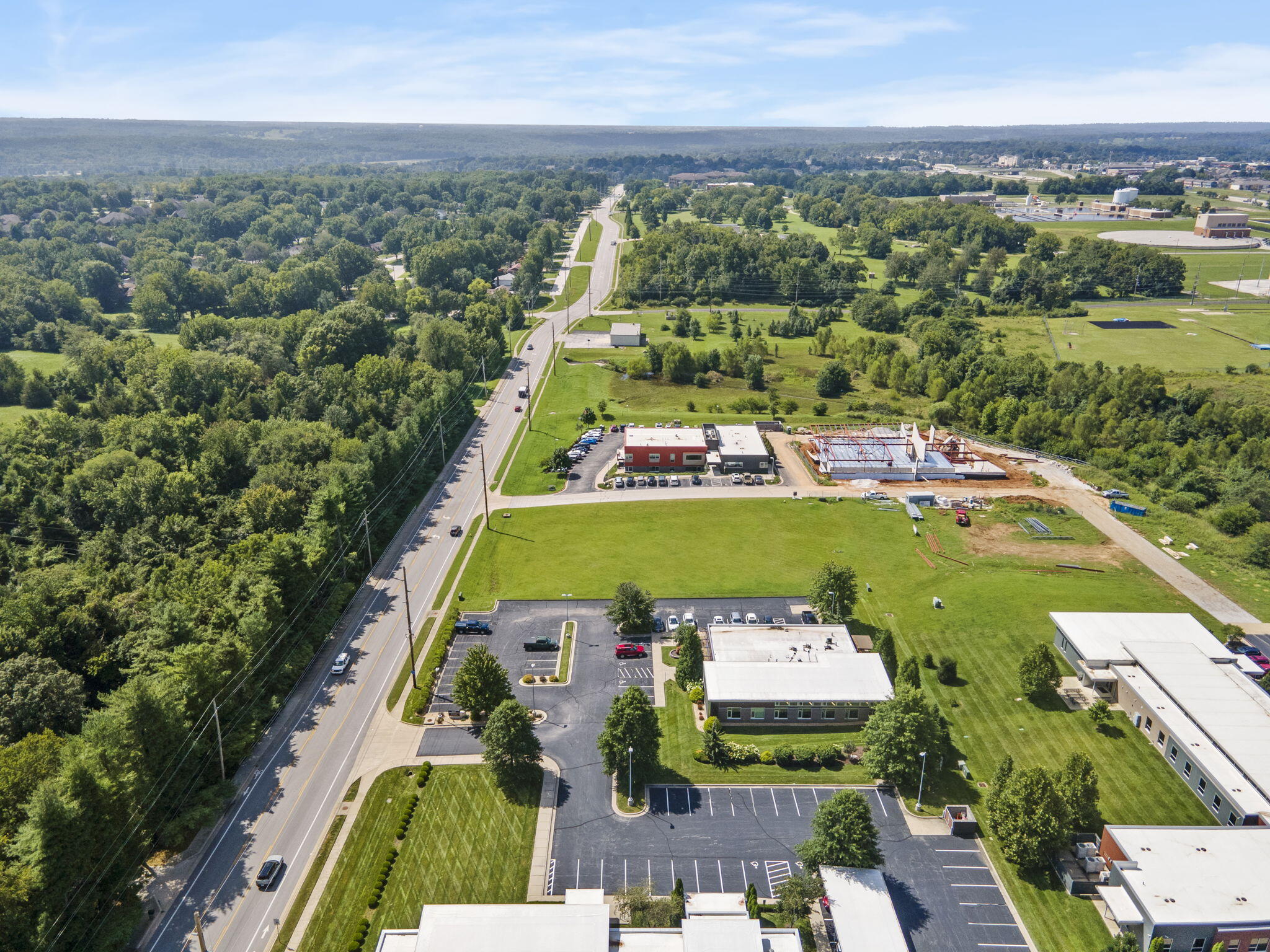 Photo 5 - Commercial Sale for sale – 2265 S Blackman Road  Springfield, MO