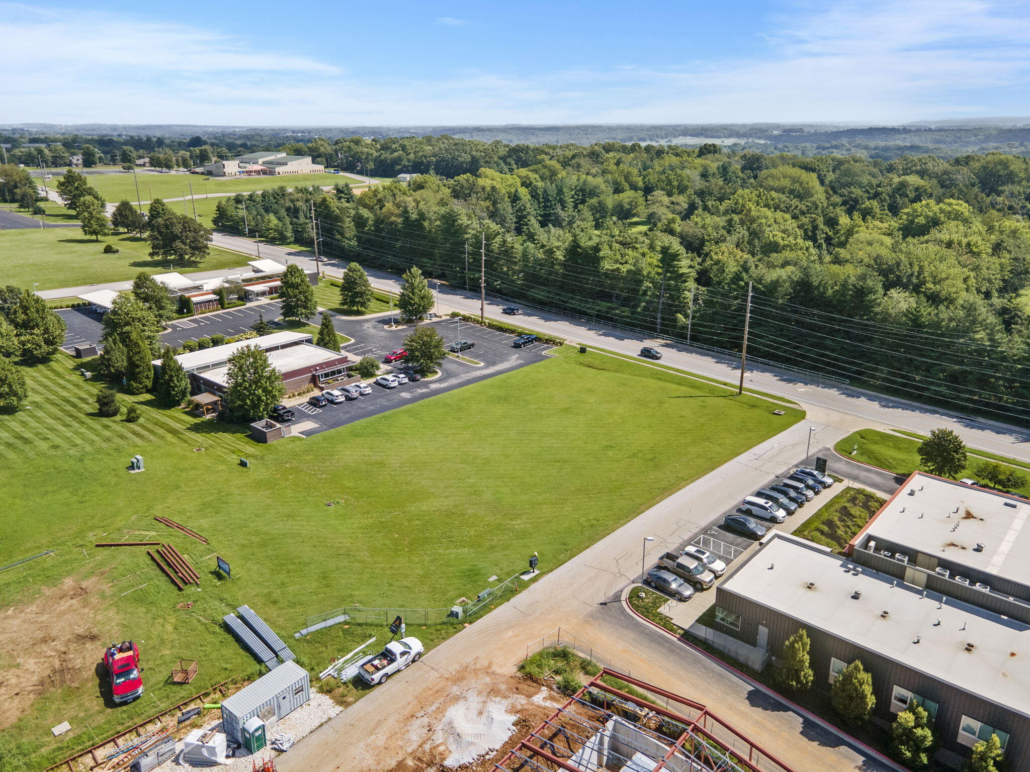 Photo 3 - Commercial Sale for sale – 2265 S Blackman Road  Springfield, MO