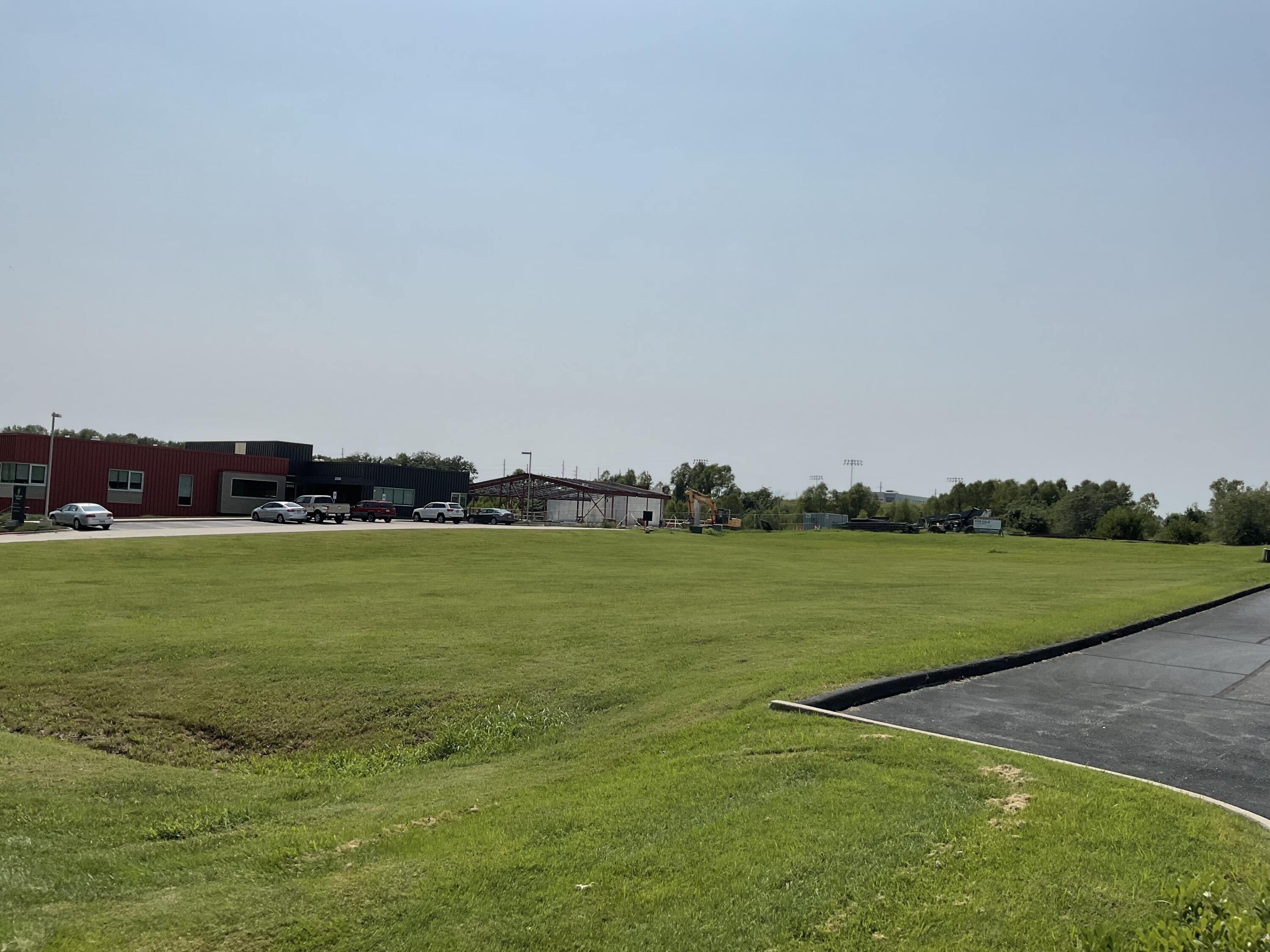 Photo 10 - Commercial Sale for sale – 2265 S Blackman Road  Springfield, MO