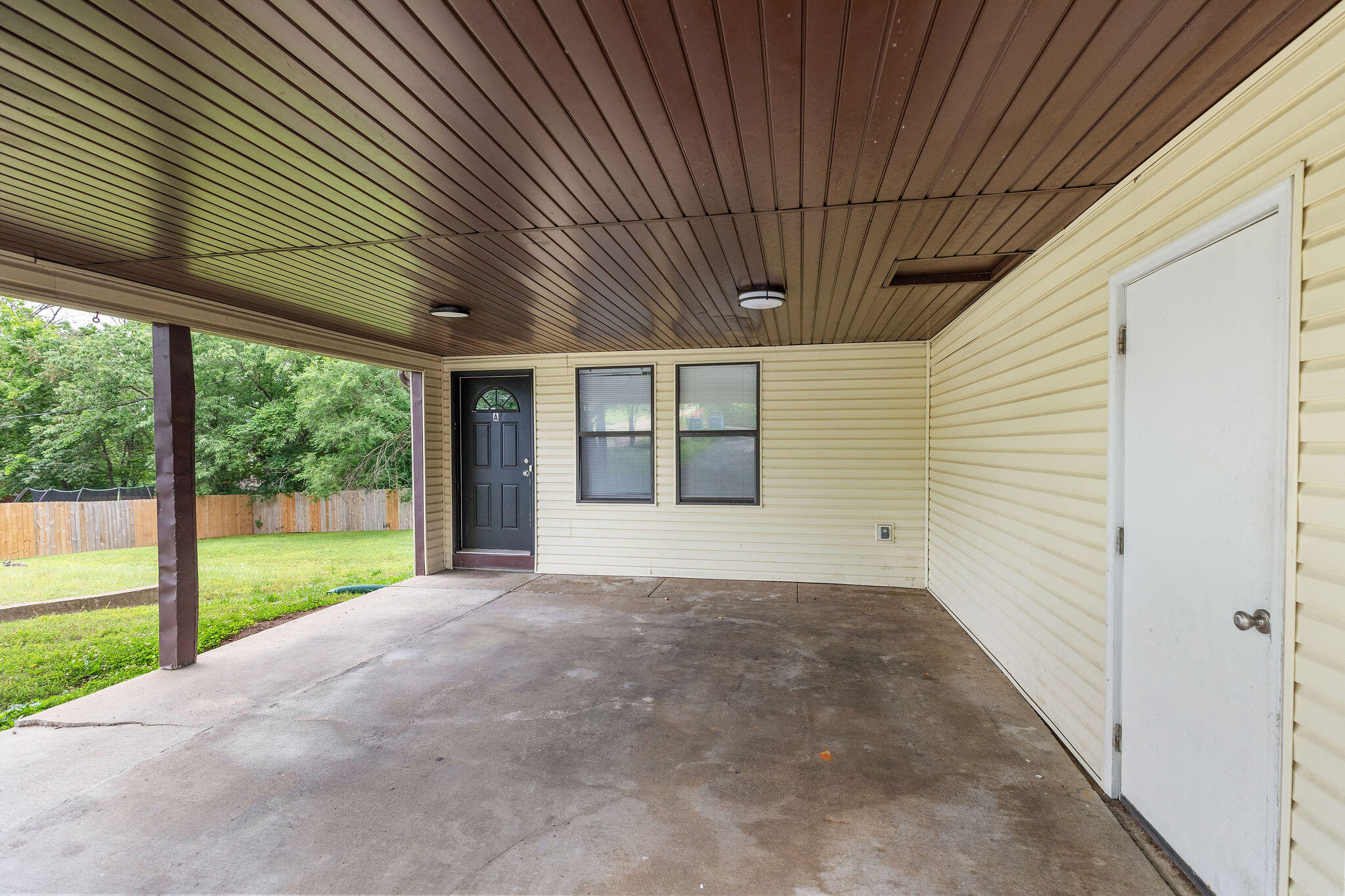 Photo 11 - Residential for sale – 317-347  Hawthorne Street  Hollister, MO