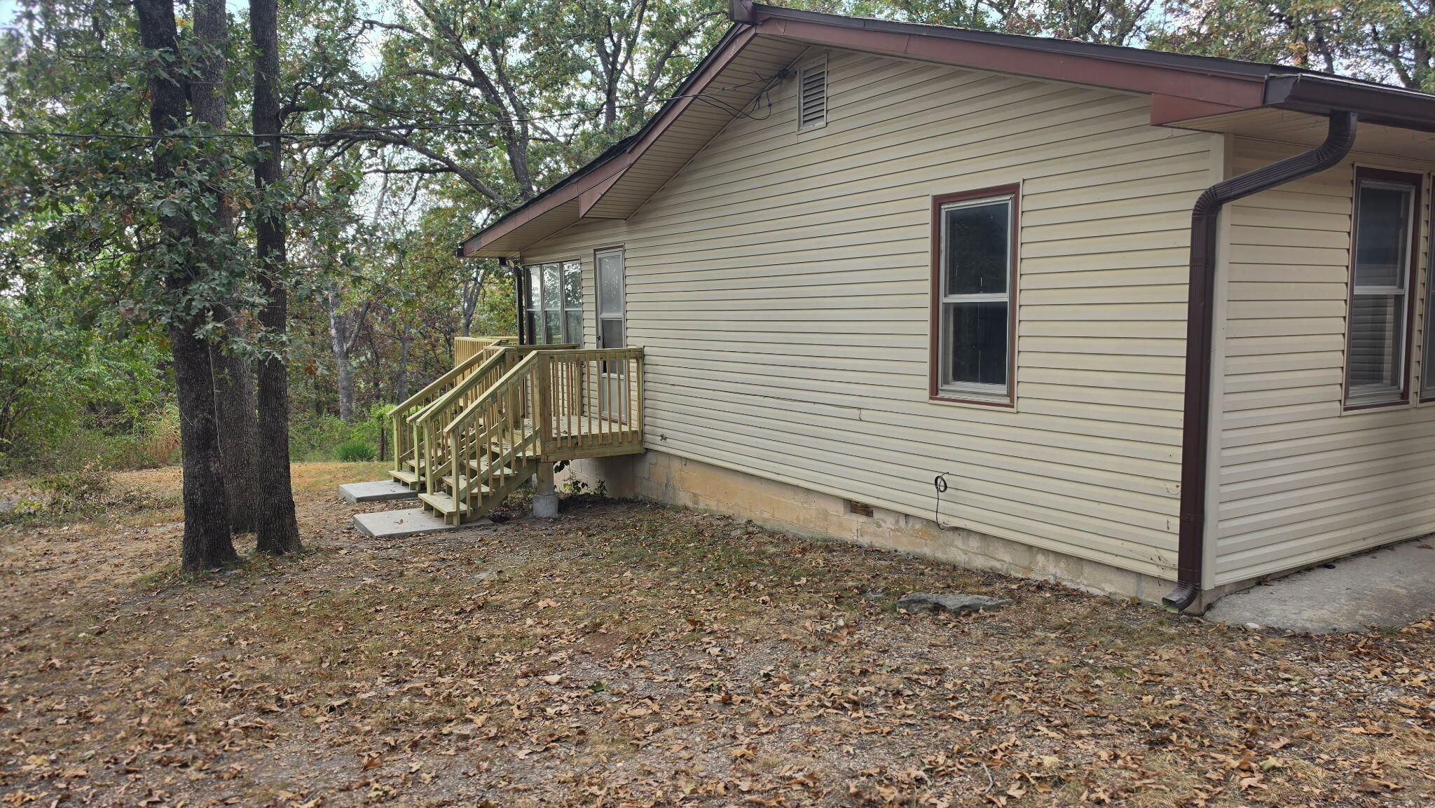 Photo 11 - Residential for sale – 22182  County Road 288   Pittsburg, MO